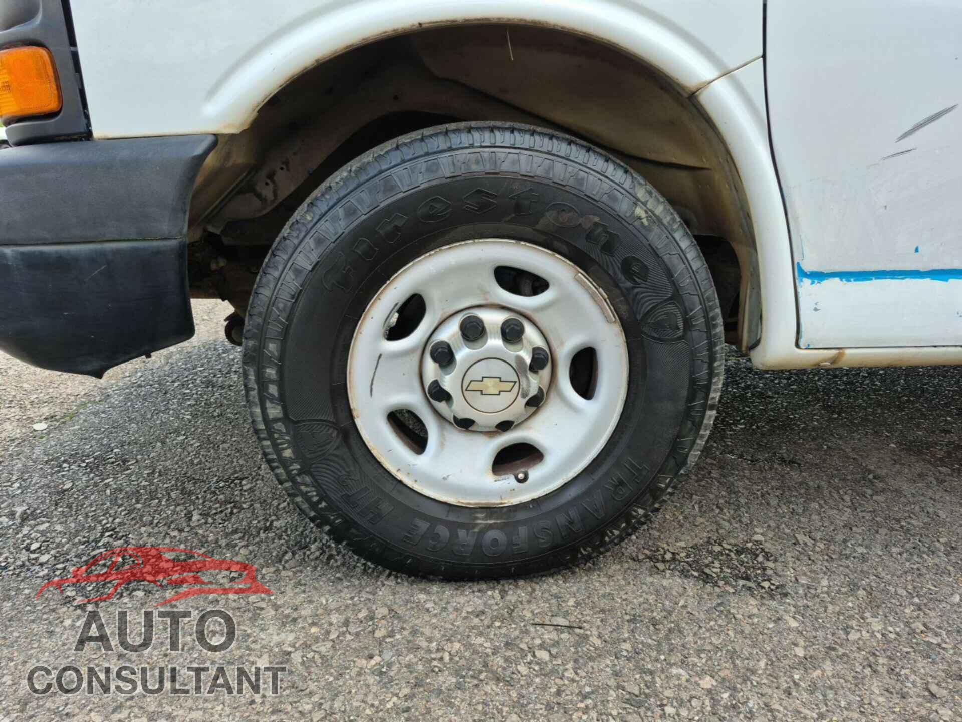 CHEVROLET EXPRESS G2500 2014 - 1GCWGFCA4E1121385