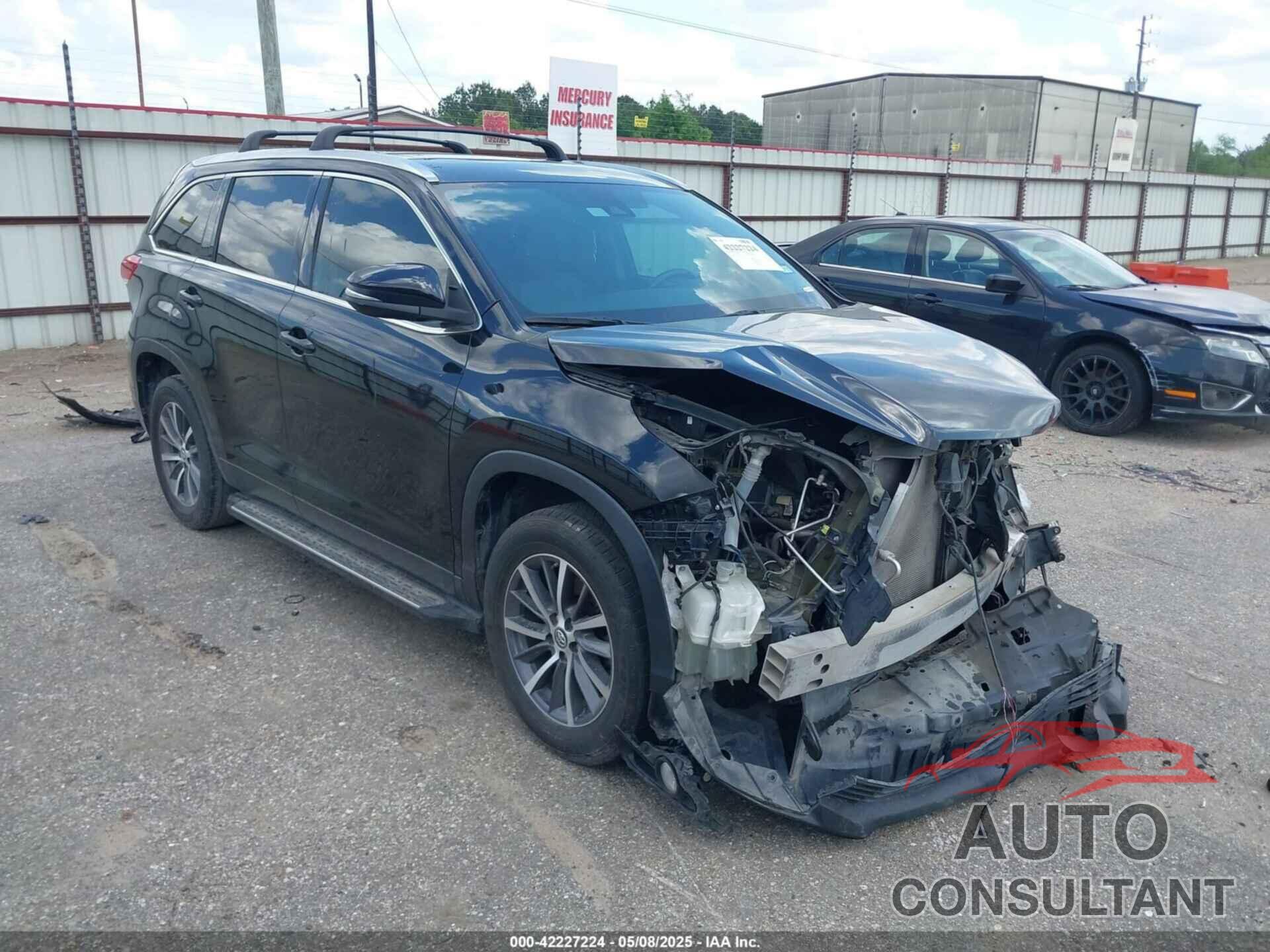 TOYOTA HIGHLANDER 2019 - 5TDKZRFH1KS554471