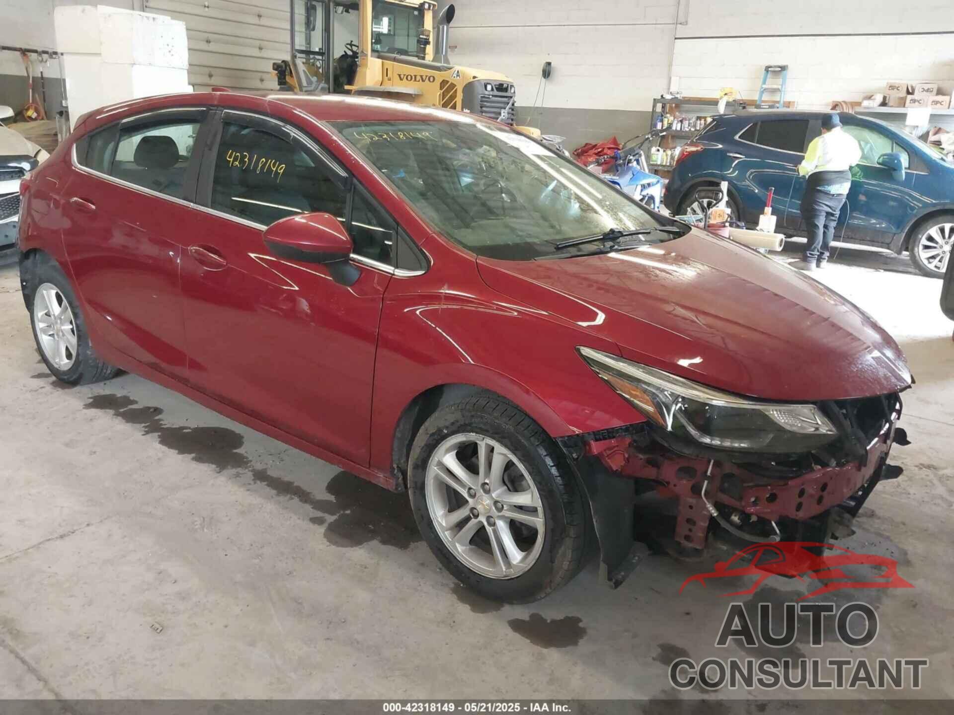 CHEVROLET CRUZE 2018 - 3G1BE6SM7JS654381