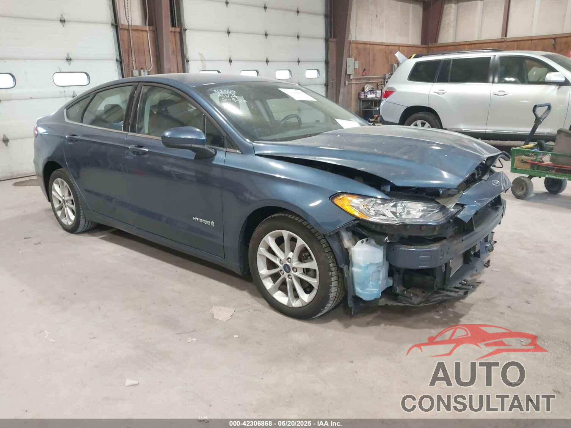 FORD FUSION 2019 - 3FA6P0LU0KR146217