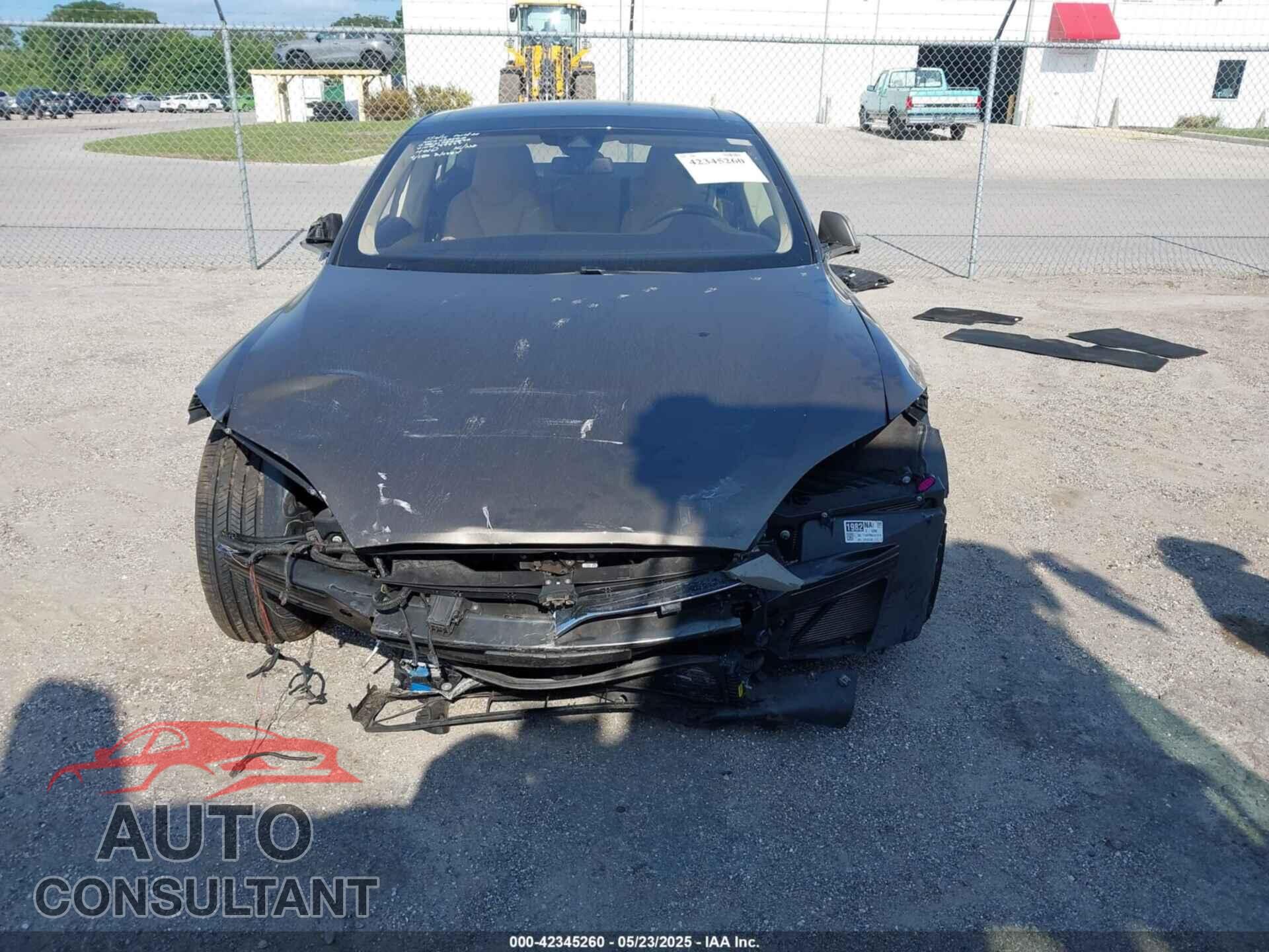 TESLA MODEL S 2016 - 5YJSA1E26GF159977