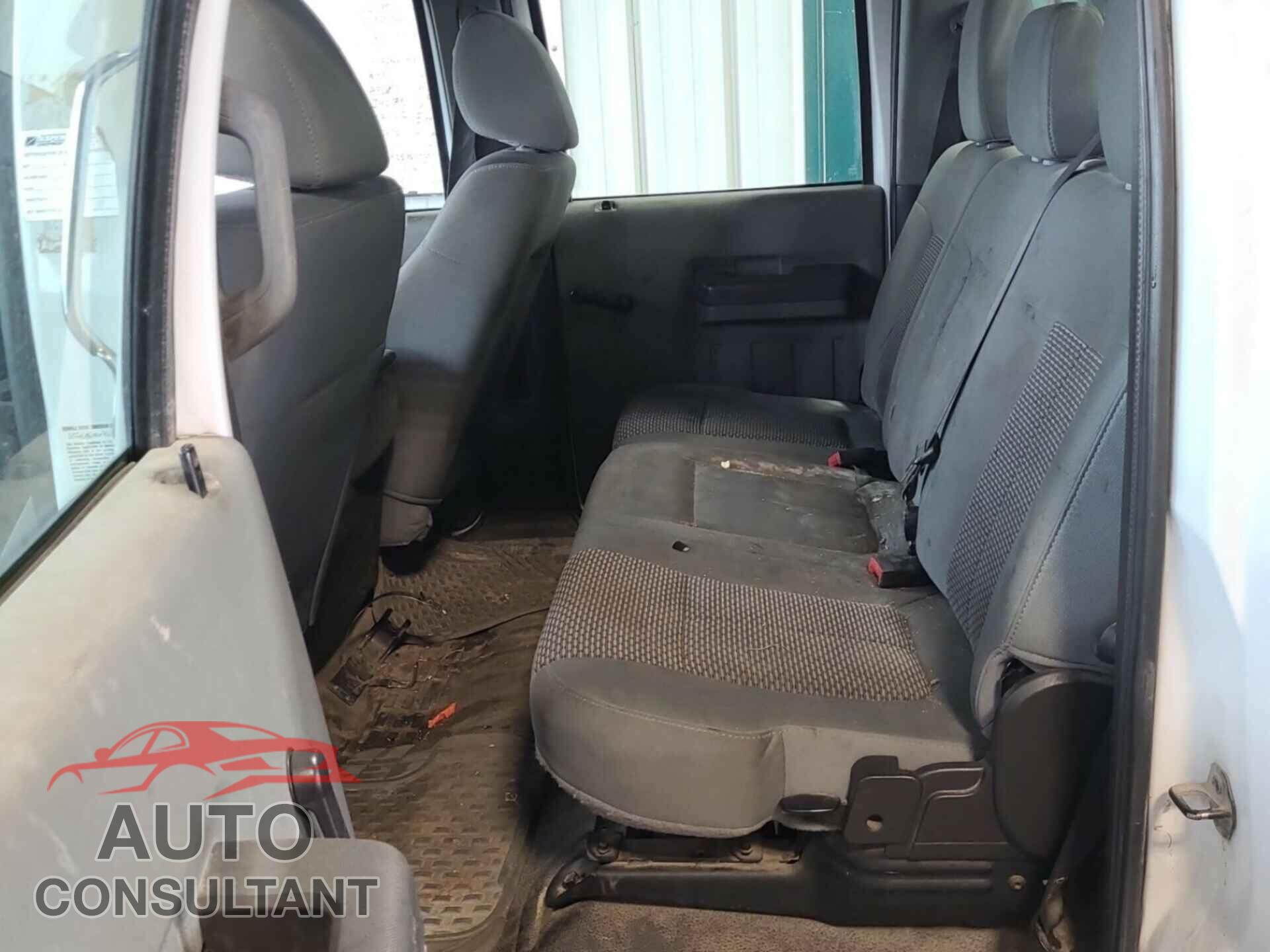 FORD F-350 2011 - 1FT8W3B65BEB77458