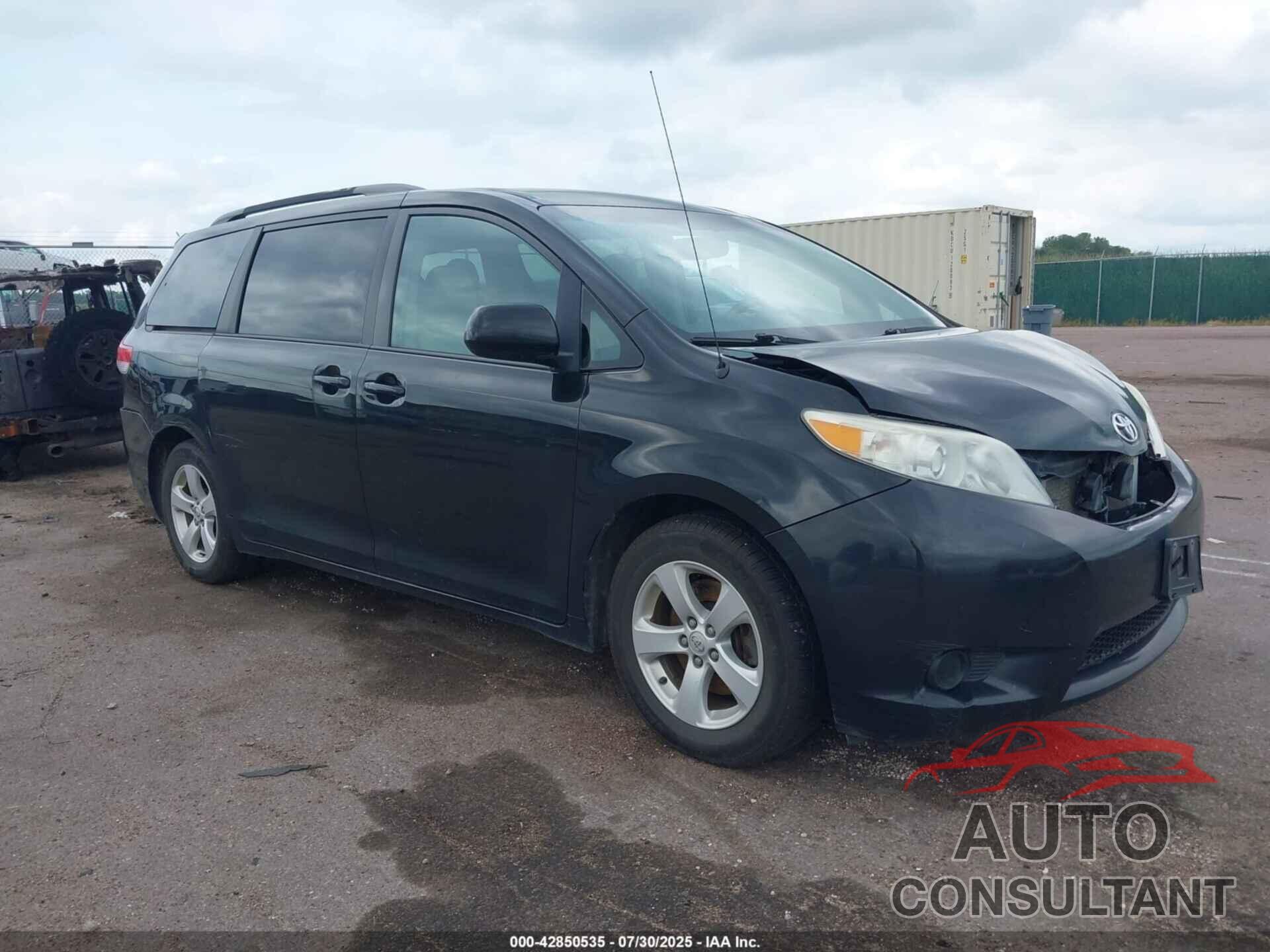 TOYOTA SIENNA 2012 - 5TDKK3DCXCS257757