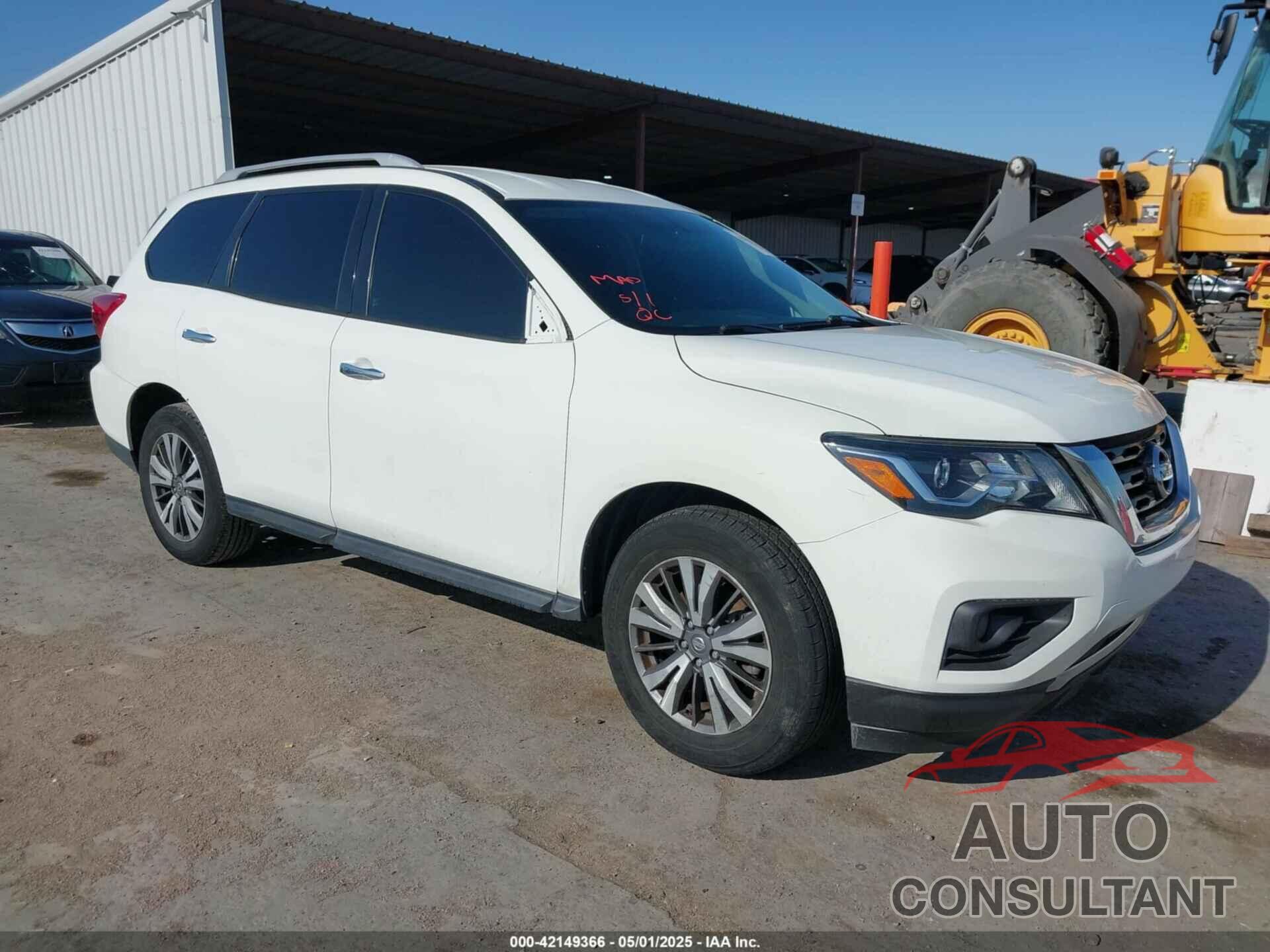 NISSAN PATHFINDER 2017 - 5N1DR2MM6HC616663