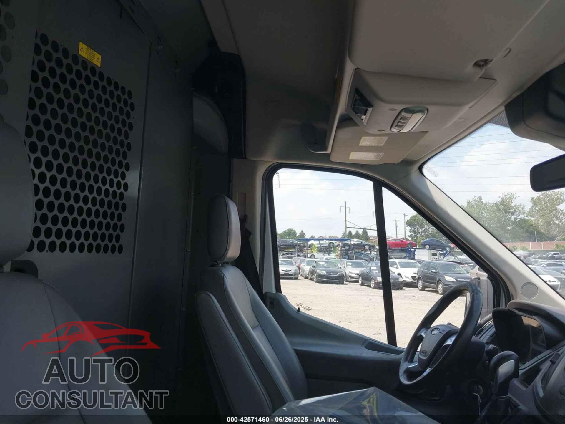 FORD TRANSIT-250 2017 - 1FTYR2CM5HKB20007