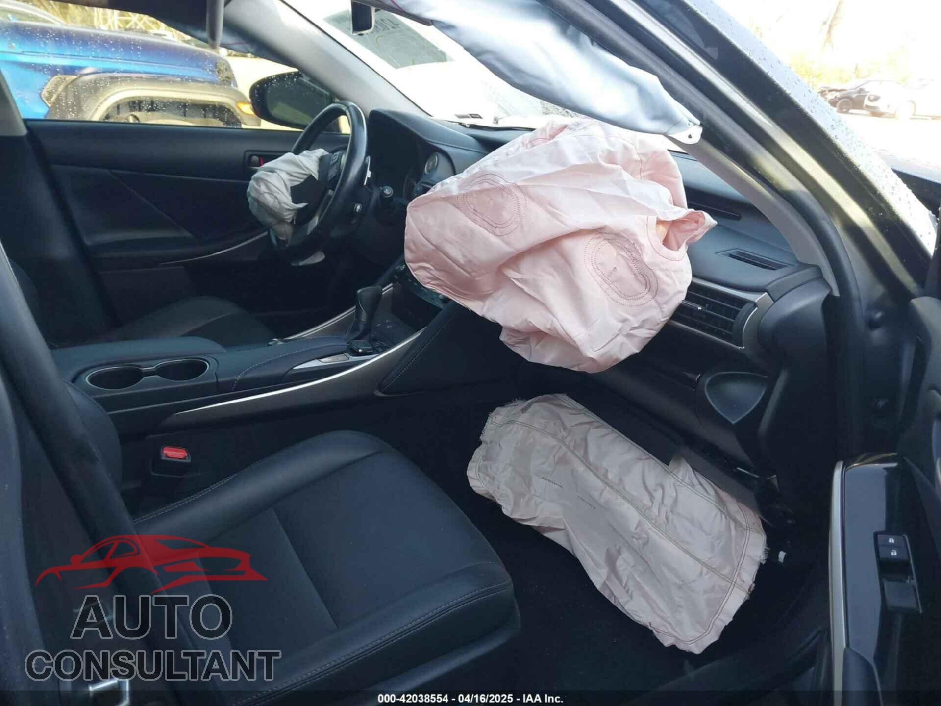LEXUS IS 300 2017 - JTHCM1D21H5020175