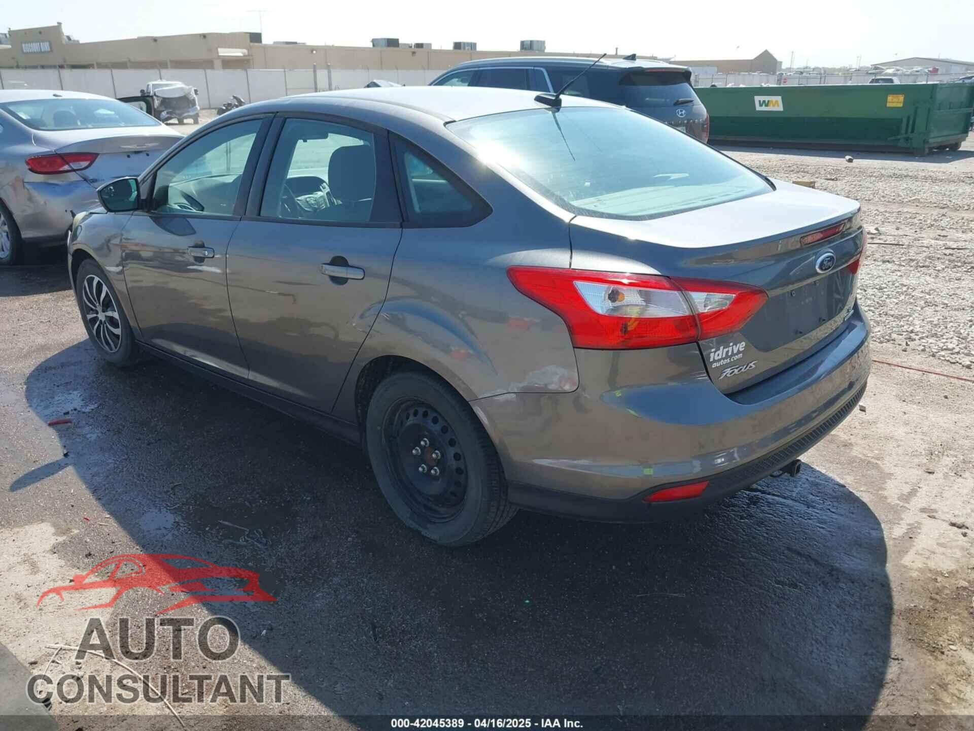 FORD FOCUS 2012 - 1FAHP3F20CL456565