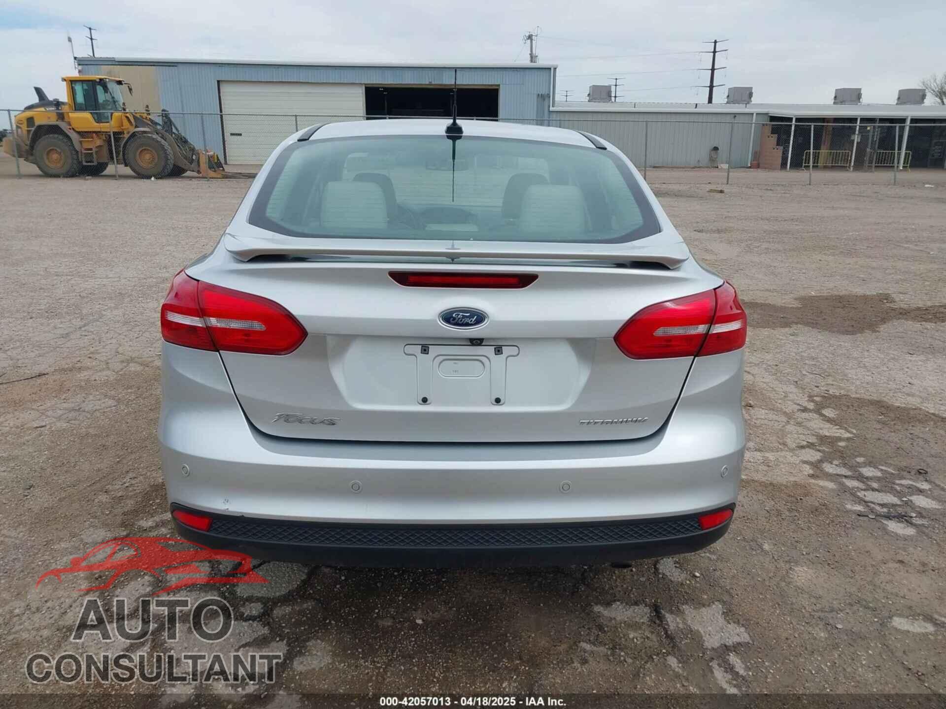 FORD FOCUS 2017 - 1FADP3J24HL229702