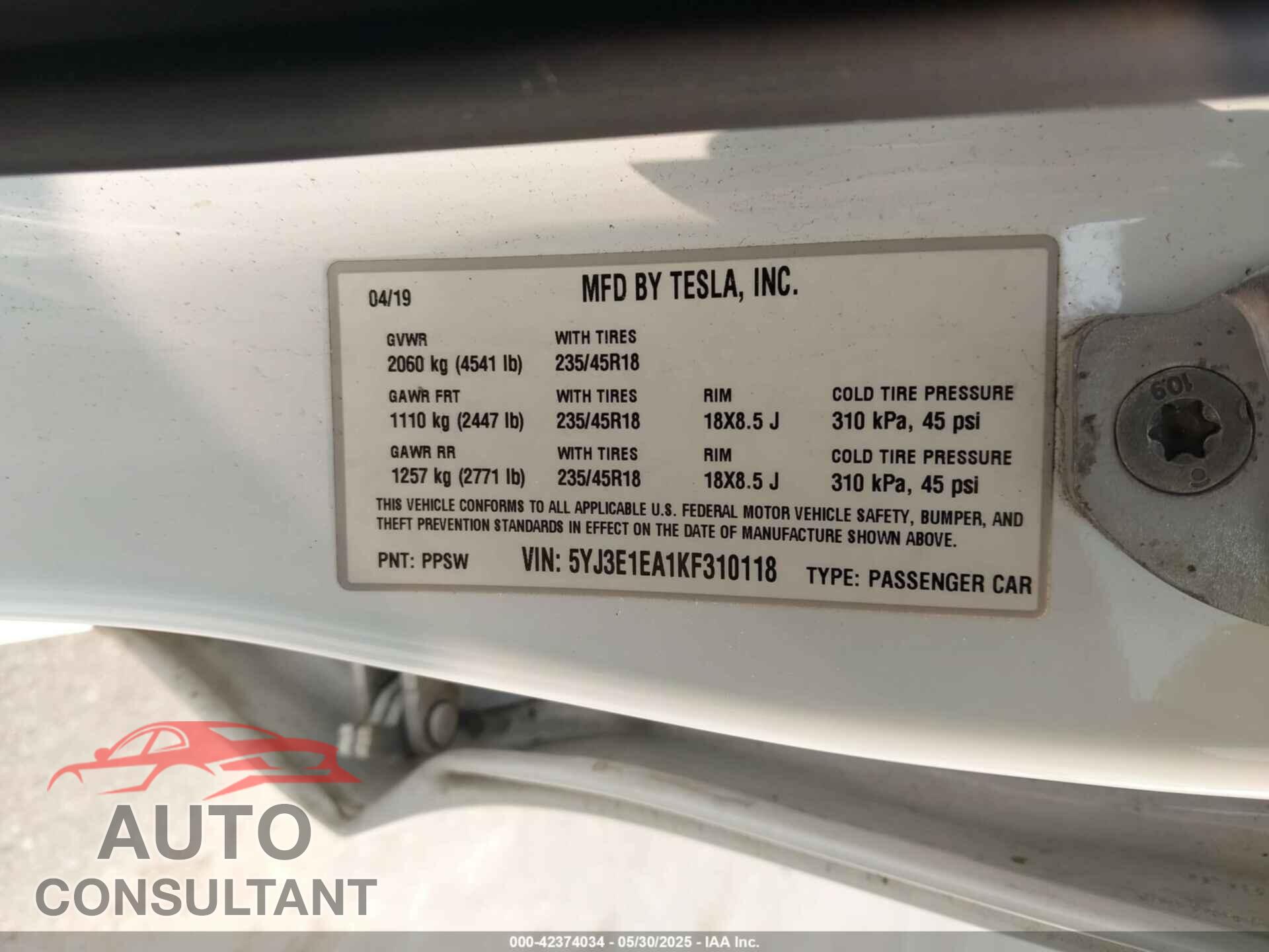 TESLA MODEL 3 2019 - 5YJ3E1EA1KF310118
