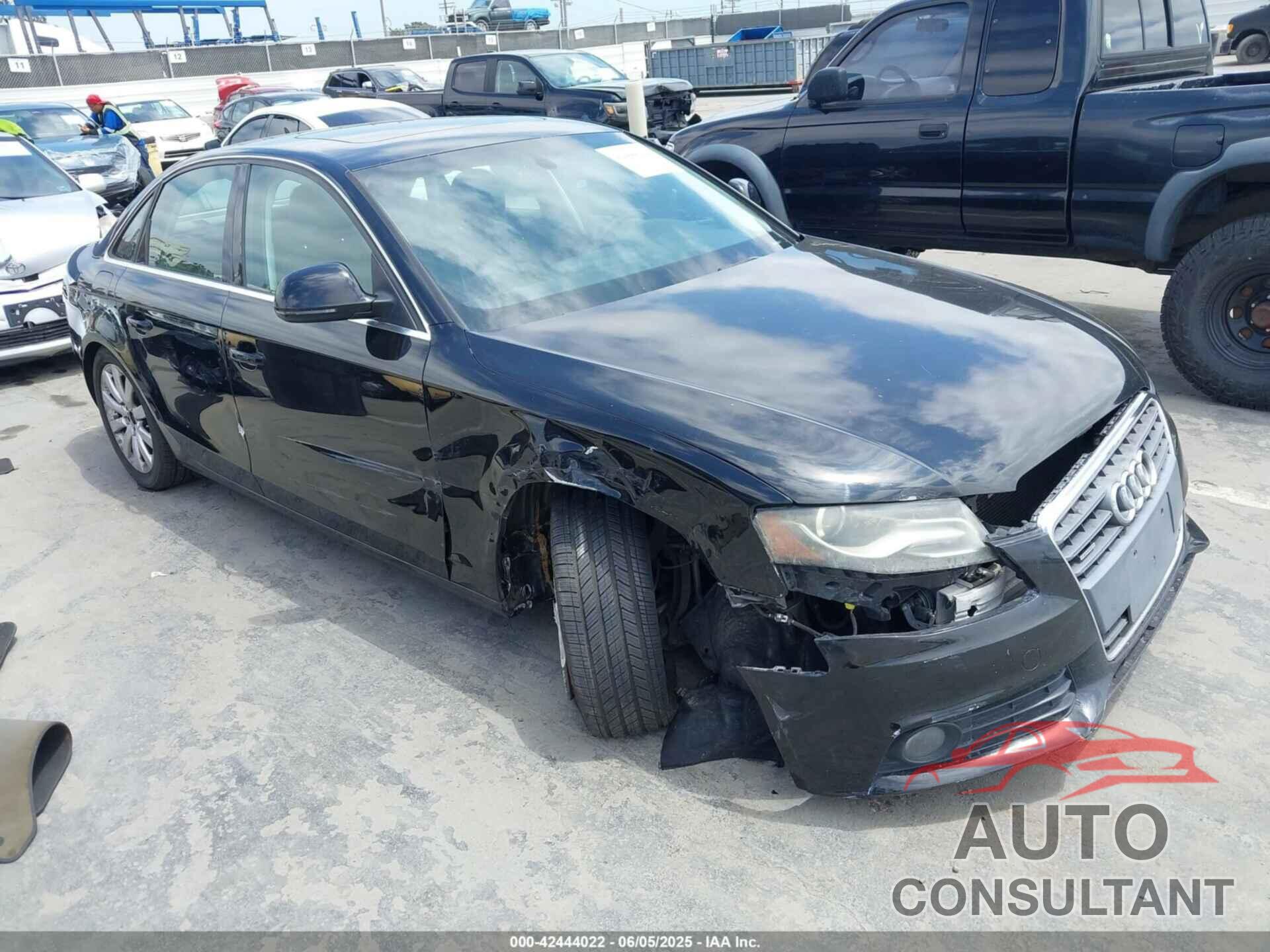 AUDI A4 2009 - WAUSF78K49A095012