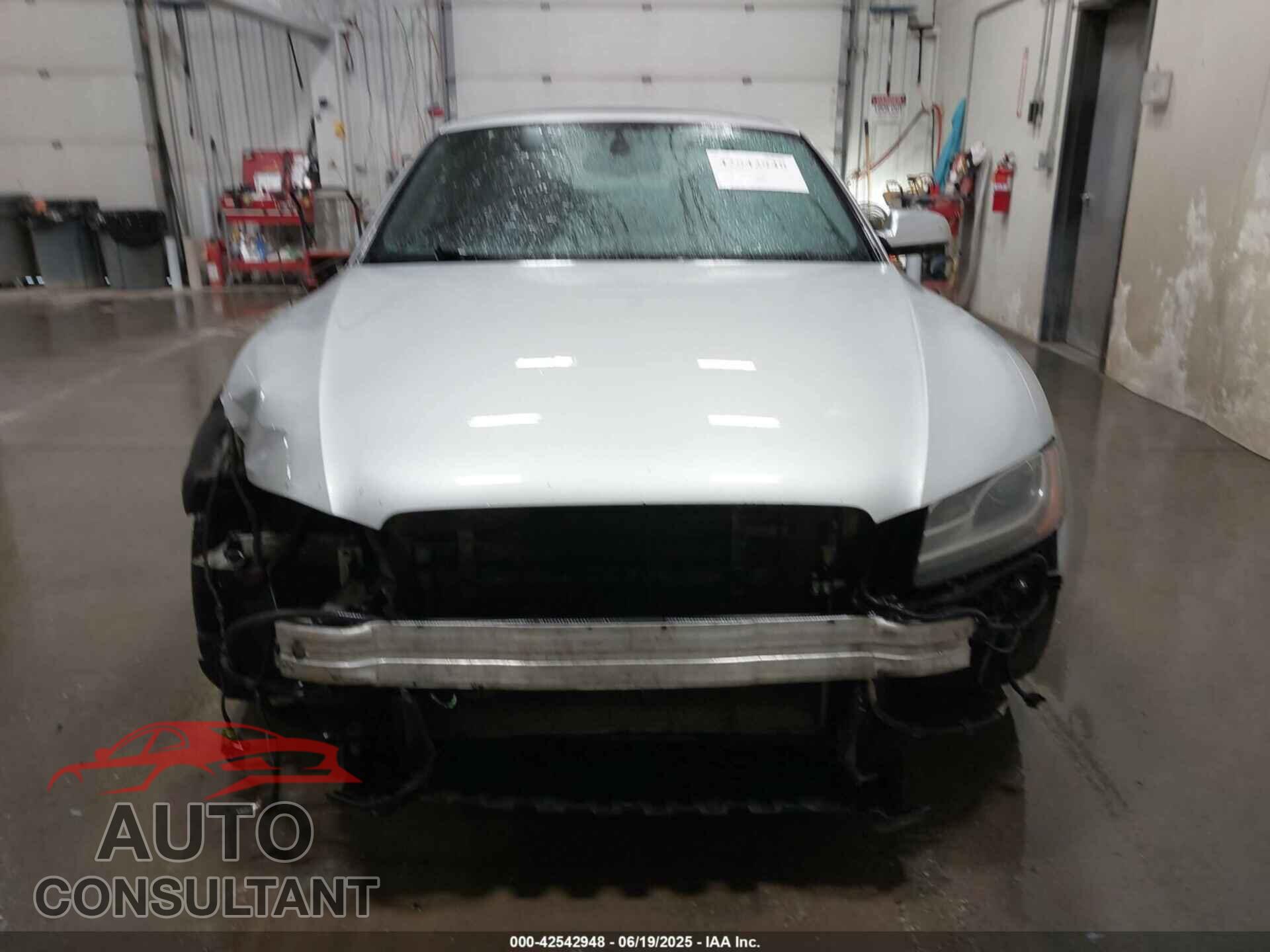 AUDI S5 2012 - WAUCVAFR3CA002833