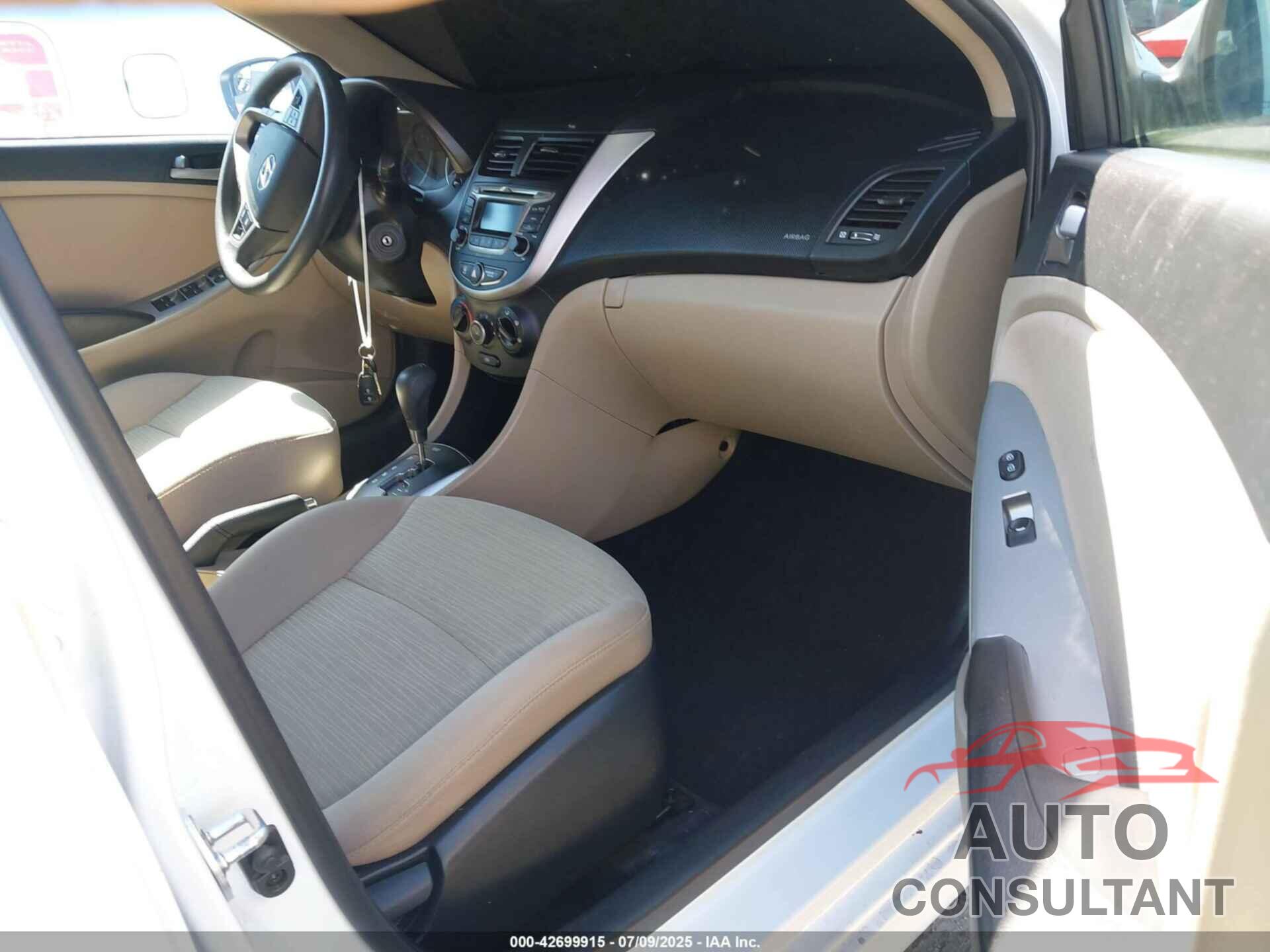 HYUNDAI ACCENT 2016 - KMHCT4AE2GU160871