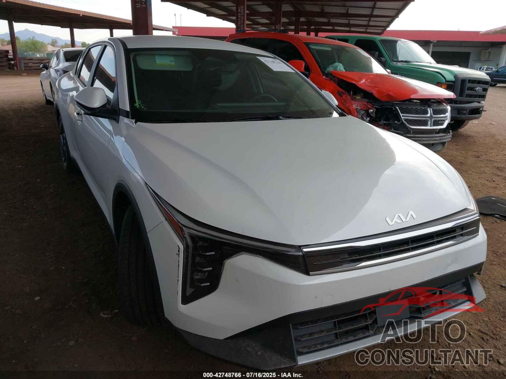 KIA K4 2025 - 3KPFU4DE2SE008638