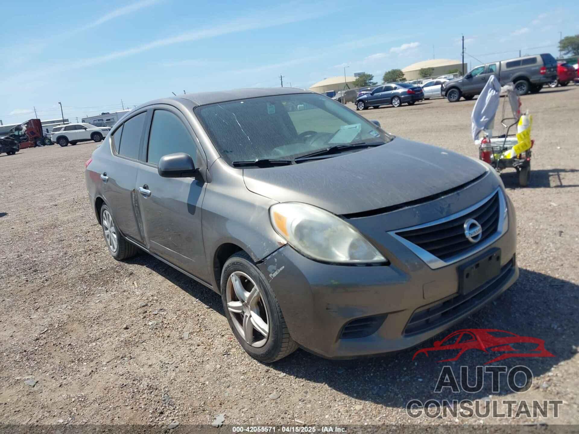 NISSAN VERSA 2013 - 3N1CN7AP5DL832383