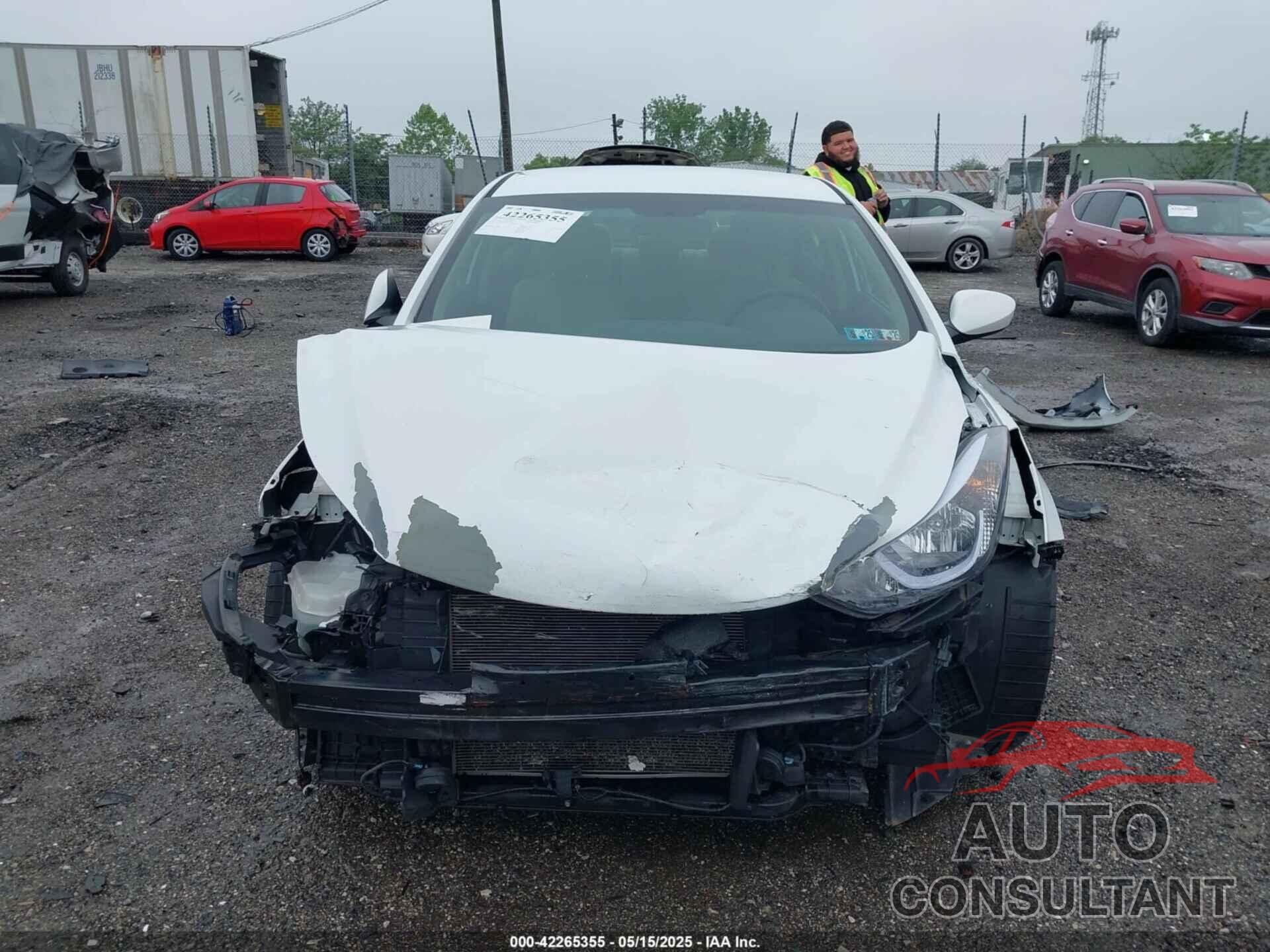 HYUNDAI ELANTRA 2016 - 5NPDH4AE2GH654376