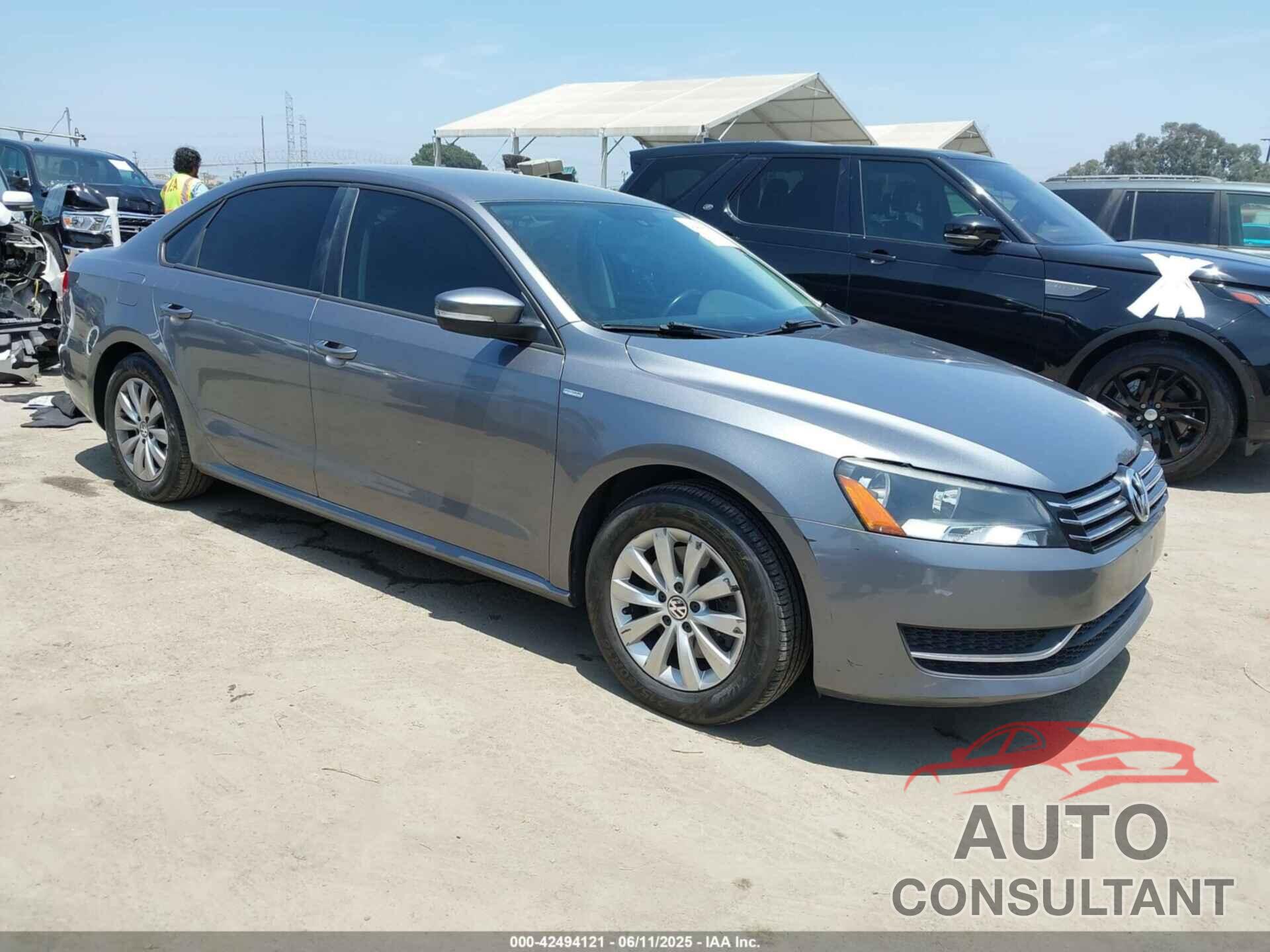 VOLKSWAGEN PASSAT 2015 - 1VWAT7A36FC038138