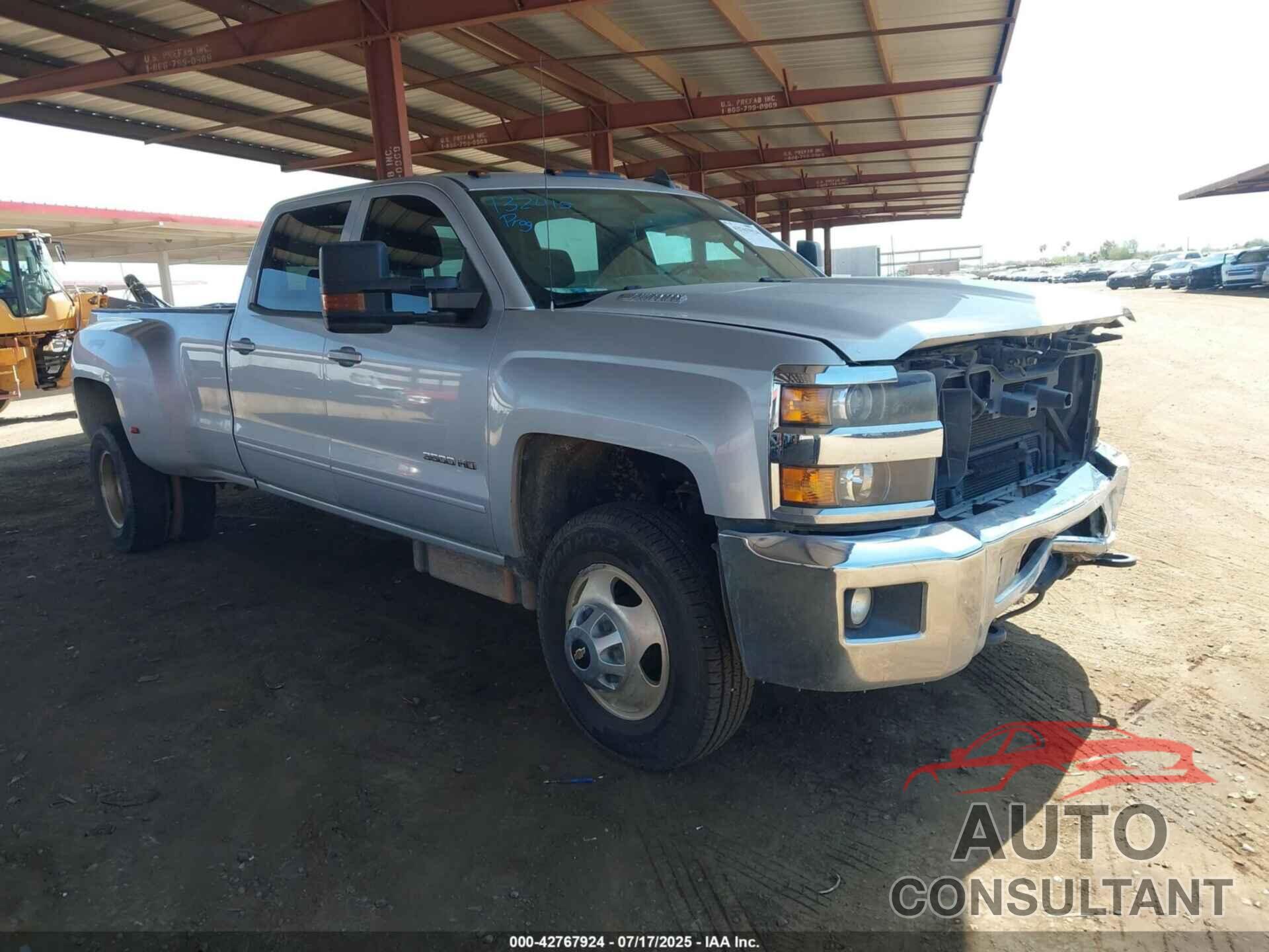 CHEVROLET SILVERADO 3500HD 2015 - 1GC4KZC81FF580933