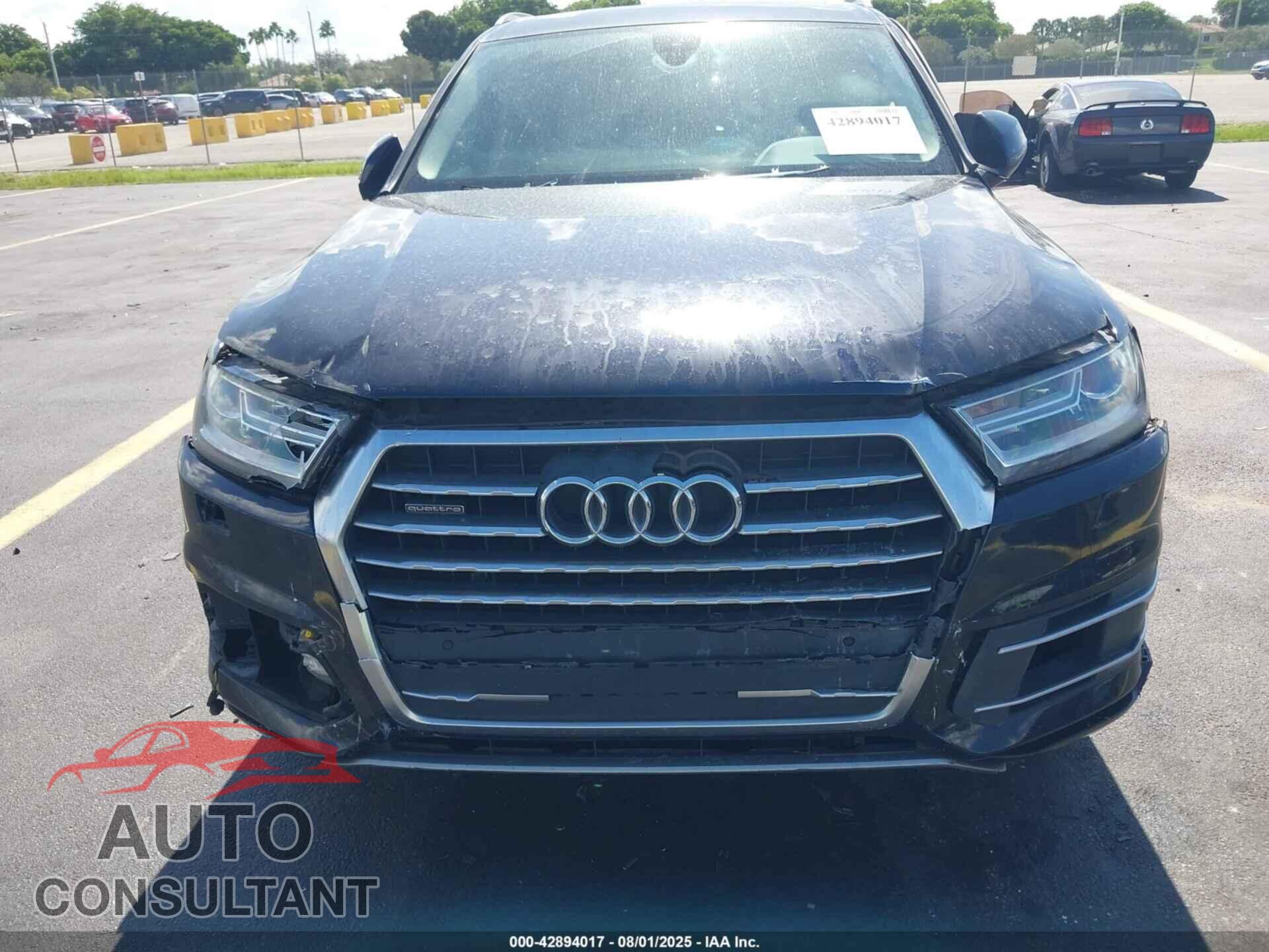 AUDI Q7 2018 - WA1AAAF73JD011008