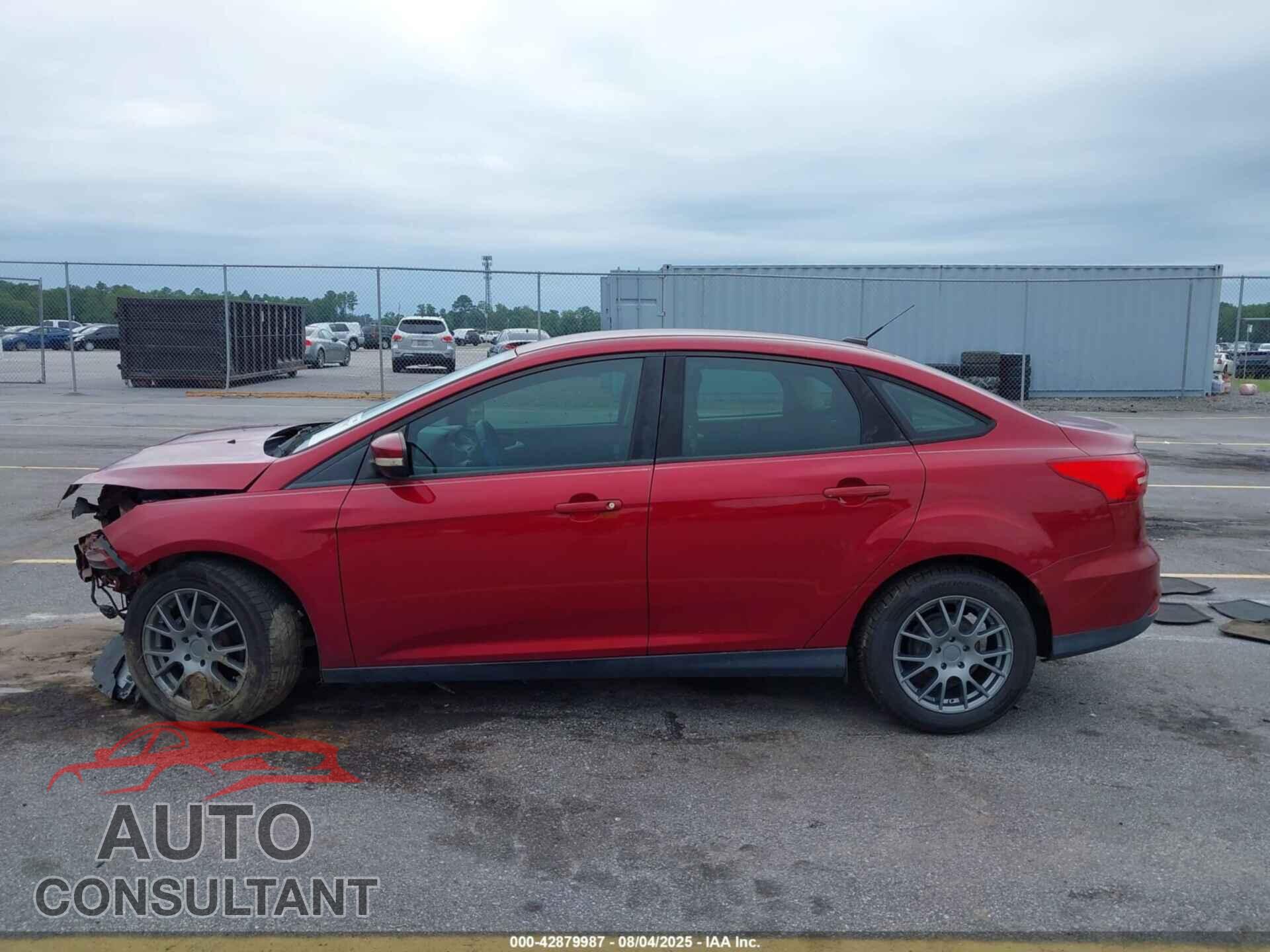 FORD FOCUS 2017 - 1FADP3F23HL274543