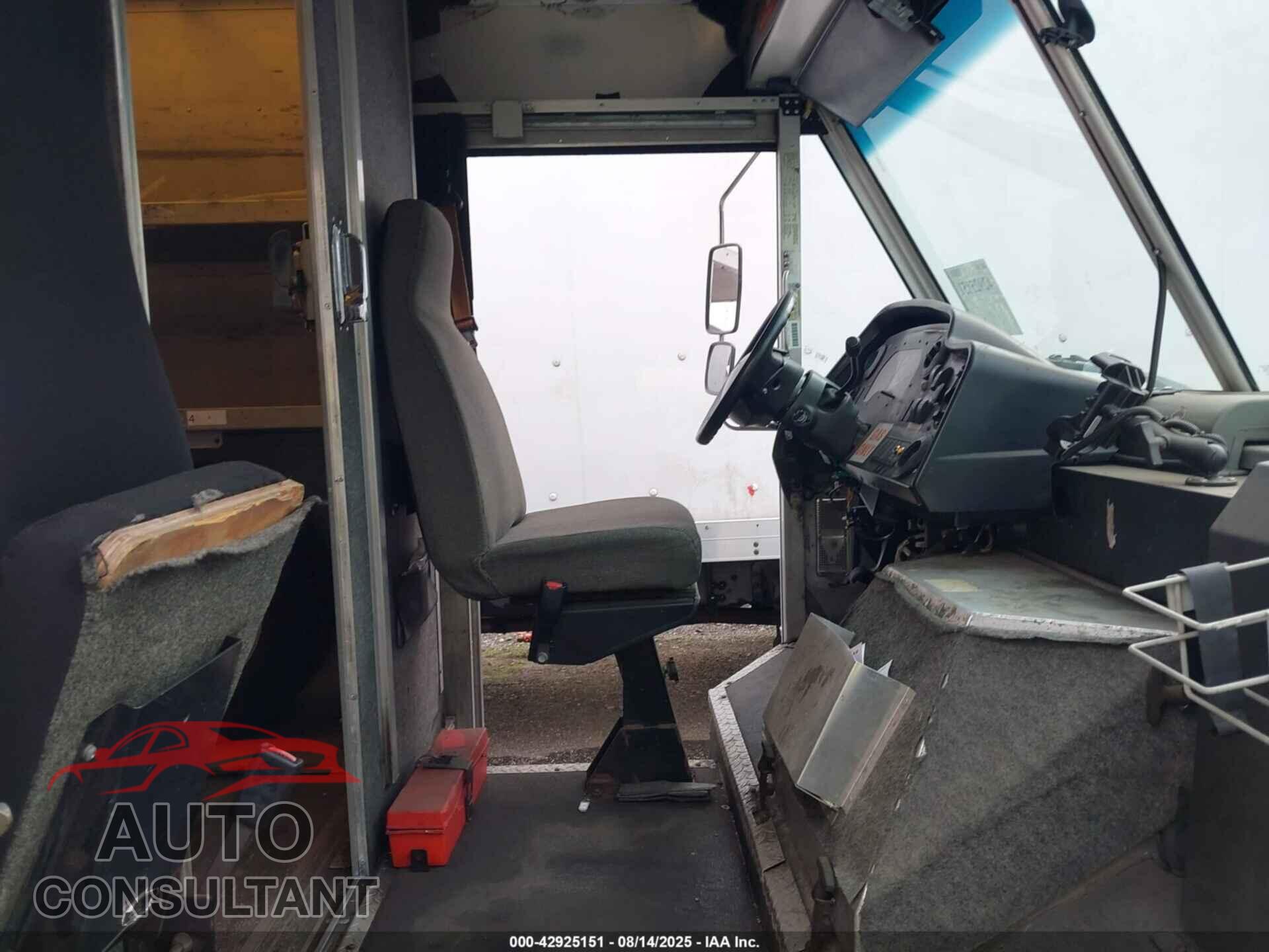 FORD E-450 STRIPPED 2009 - 1FCLE49L79DA89171