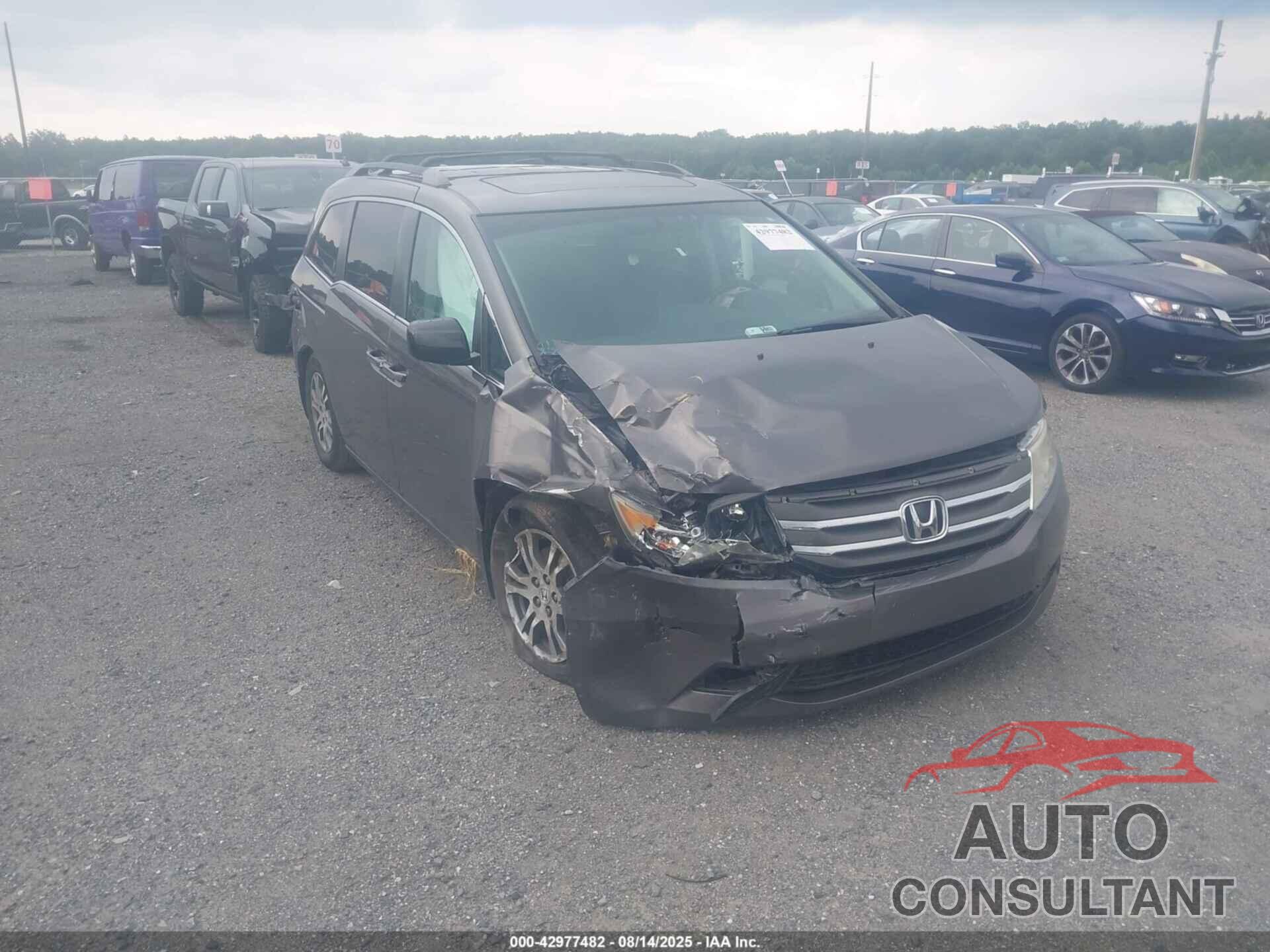 HONDA ODYSSEY 2013 - 5FNRL5H61DB070120