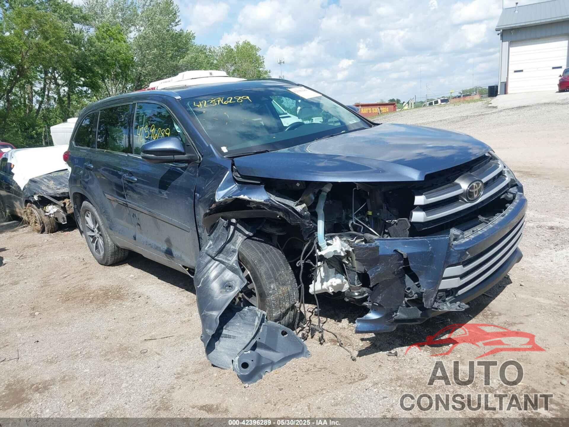 TOYOTA HIGHLANDER 2017 - 5TDJZRFH8HS387305
