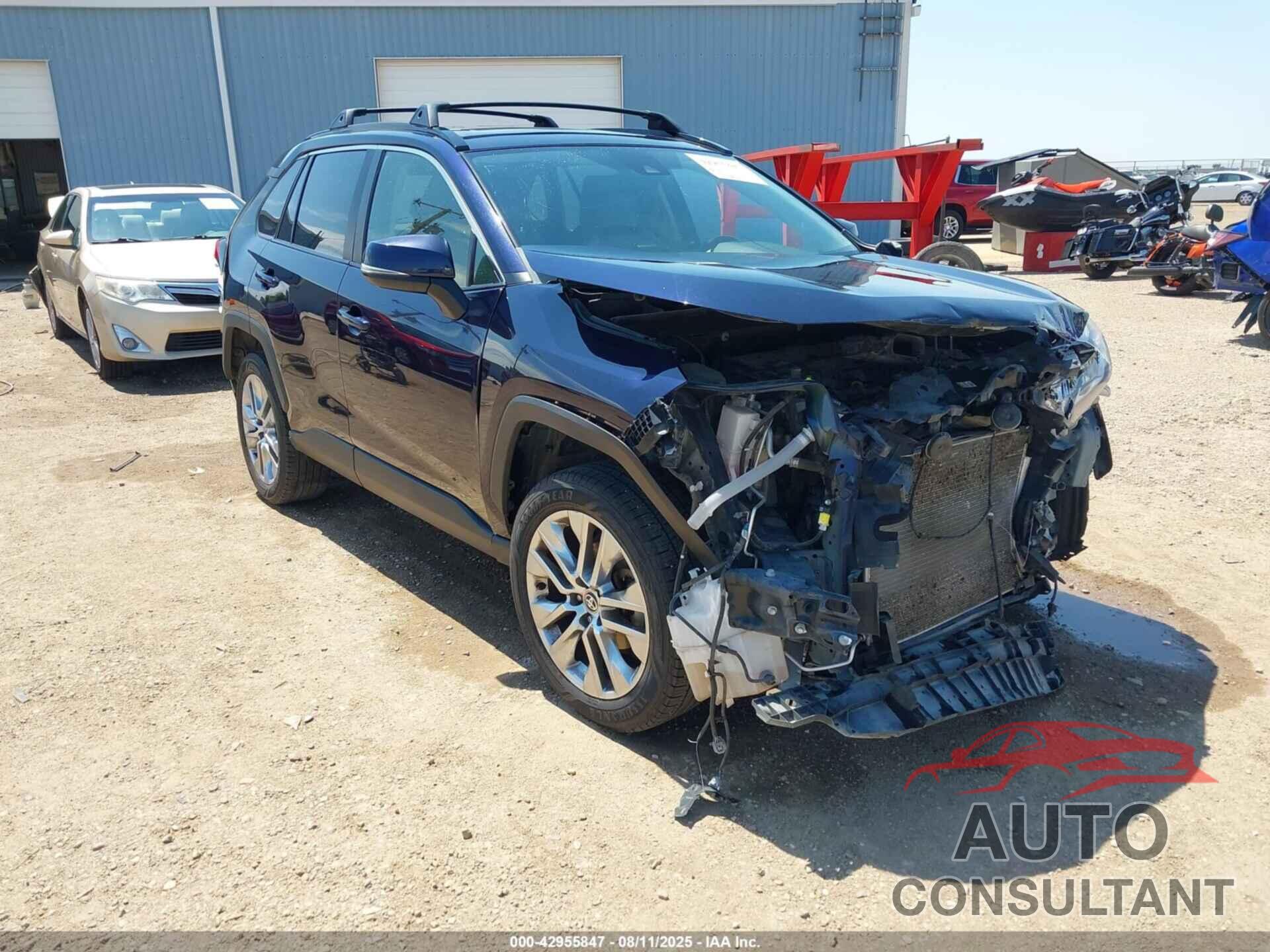 TOYOTA RAV4 2021 - JTMC1RFV9MD070127