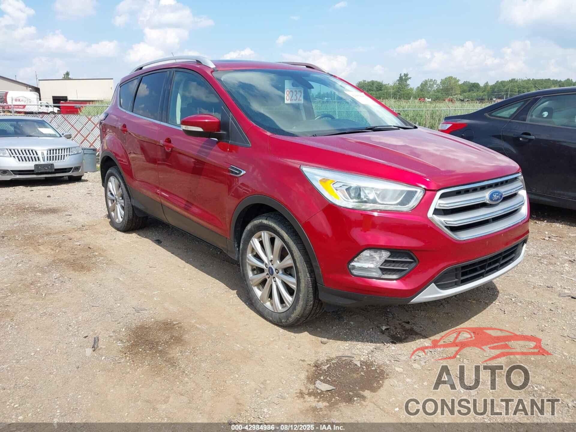 FORD ESCAPE 2017 - 1FMCU9JD6HUD18762