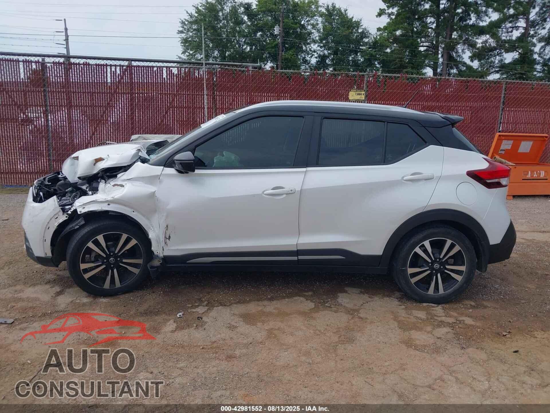 NISSAN KICKS 2019 - 3N1CP5CU3KL538351