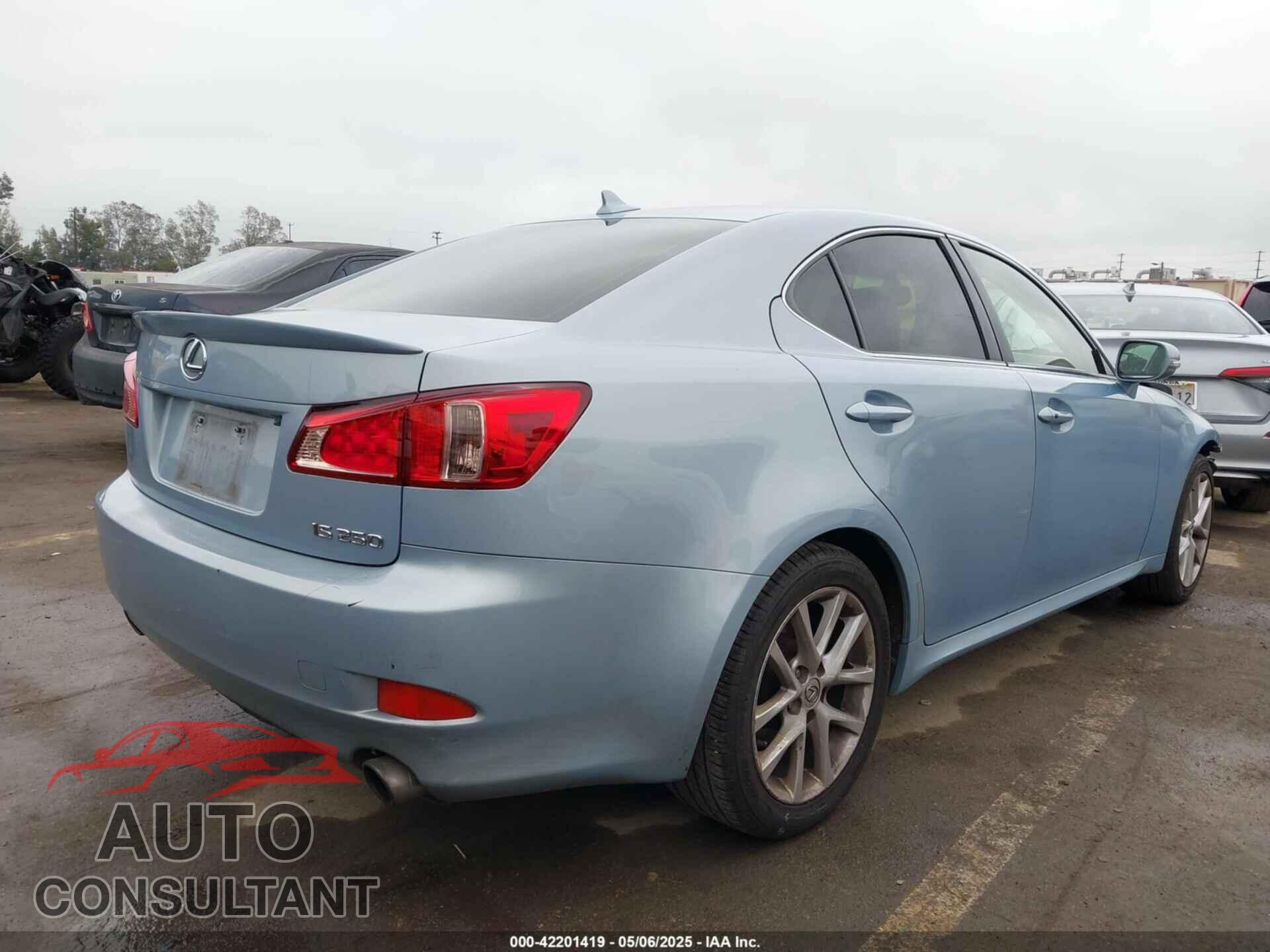 LEXUS IS 2013 - JTHBF5C25D5186028
