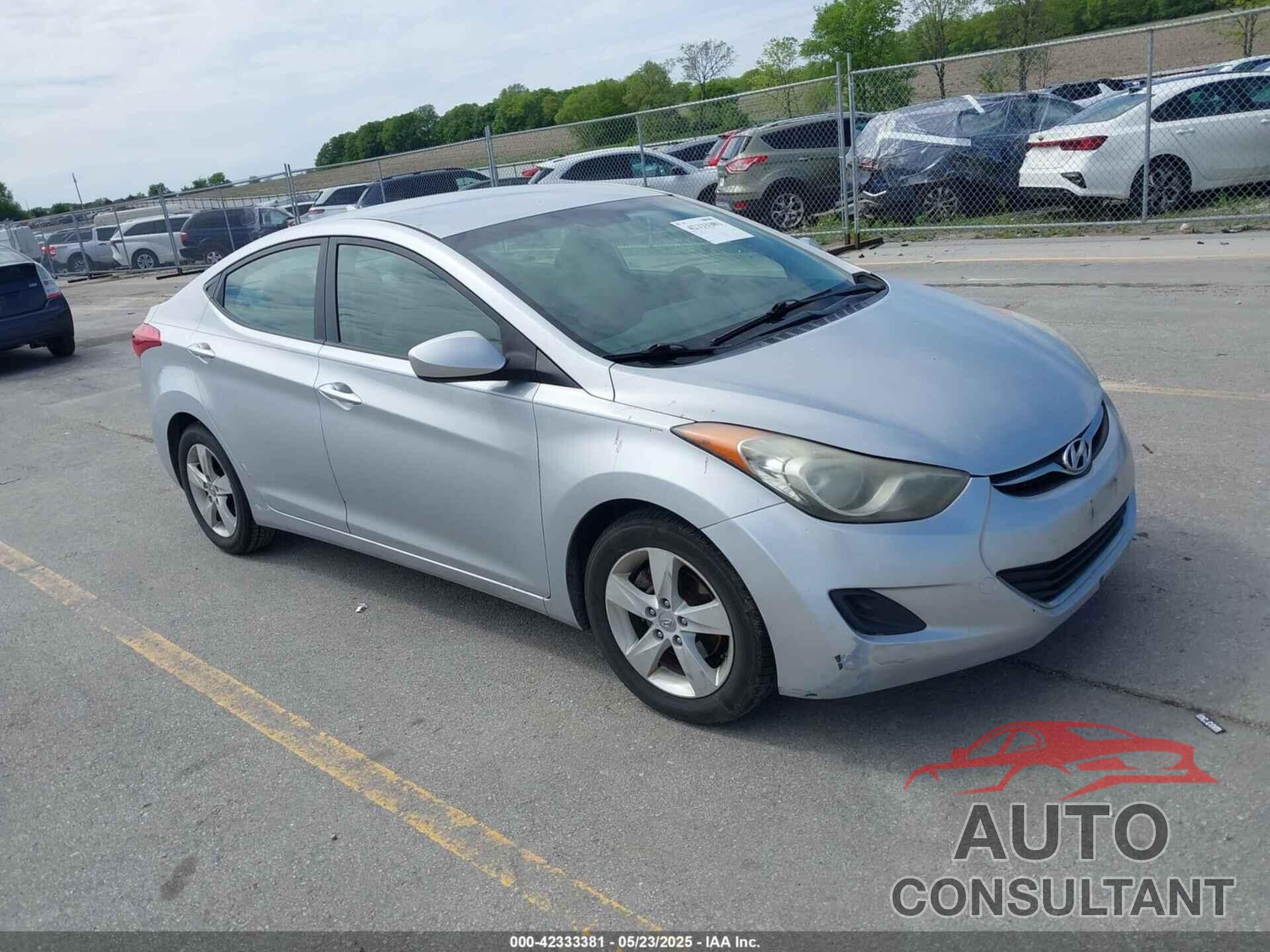 HYUNDAI ELANTRA 2011 - 5NPDH4AE8BH011765