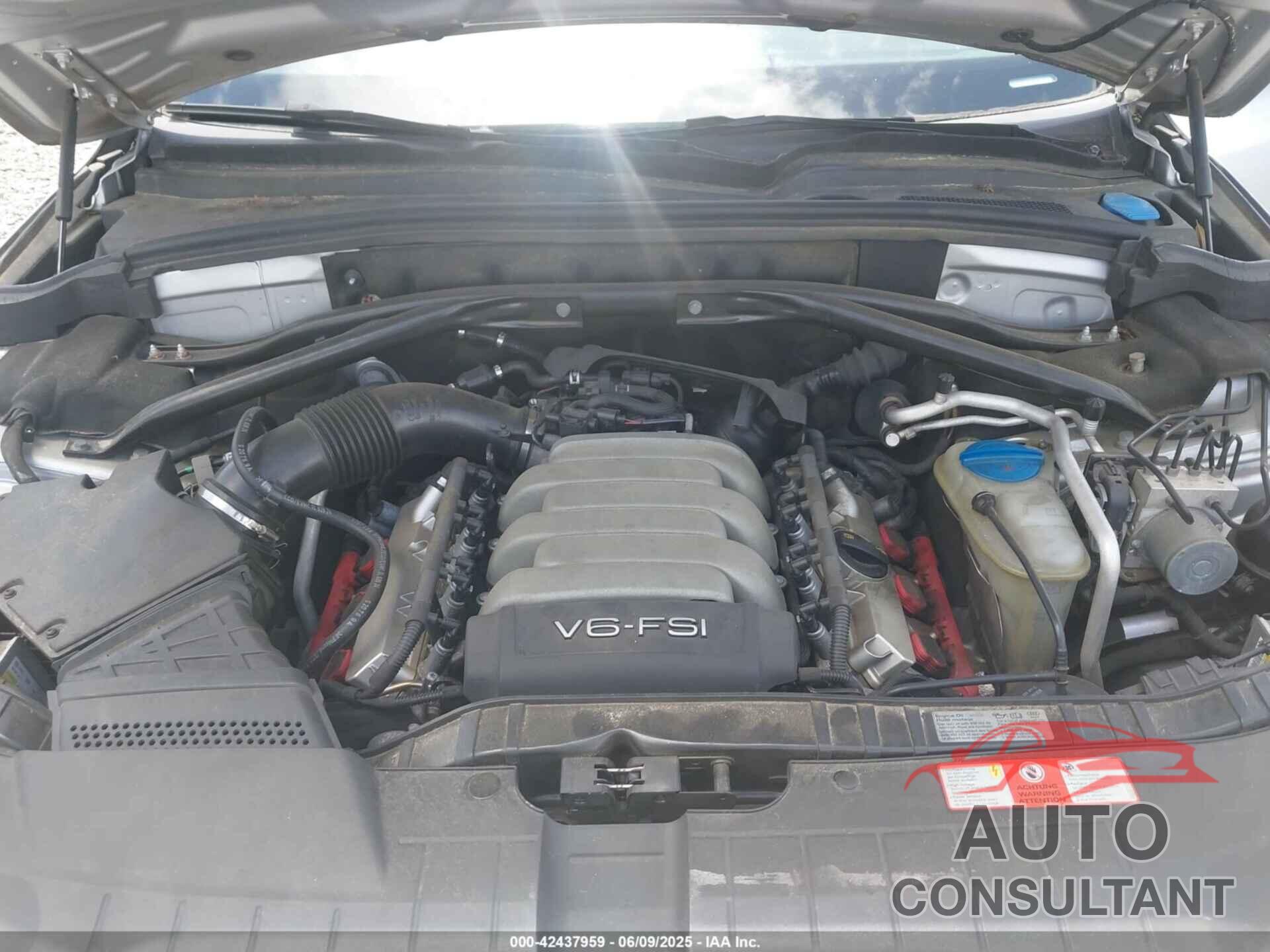 AUDI Q5 2010 - WA1LKAFPXAA086120