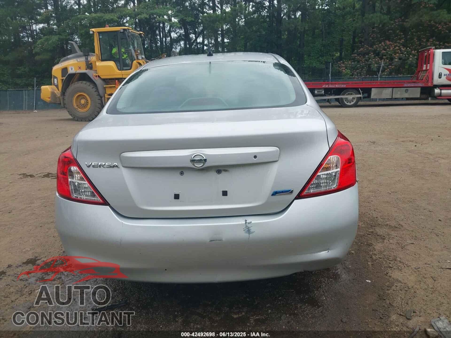 NISSAN VERSA 2014 - 3N1CN7APXEL804340
