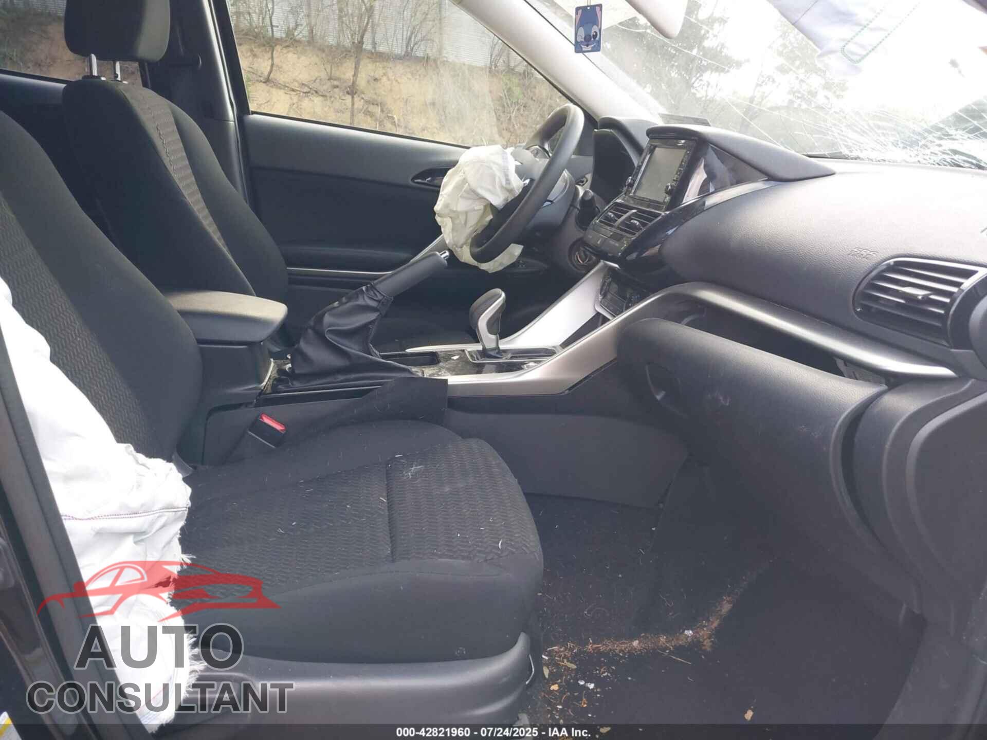 MITSUBISHI ECLIPSE CROSS 2024 - JA4ATUAA2RZ071598