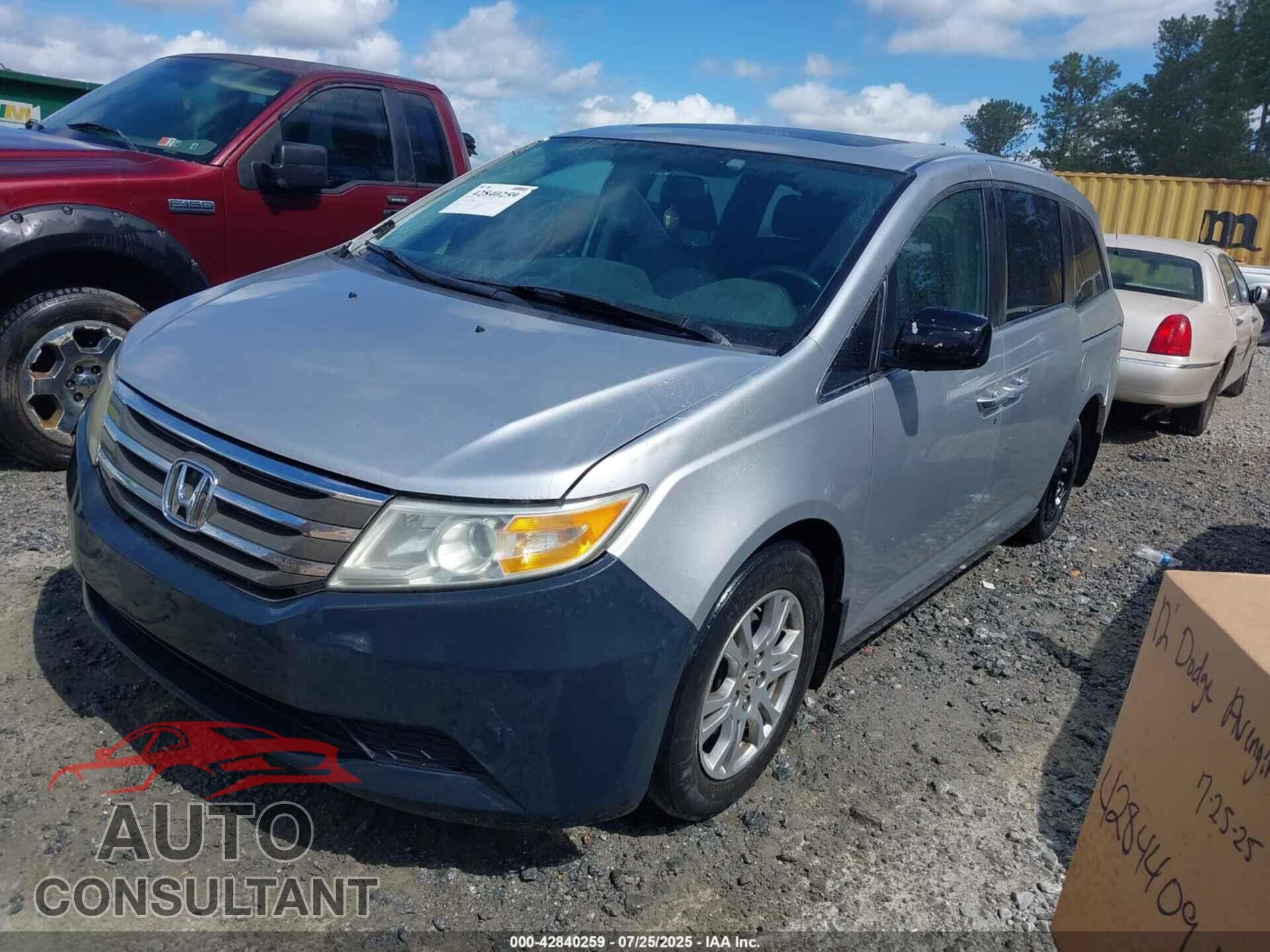 HONDA ODYSSEY 2011 - 5FNRL5H63BB045880