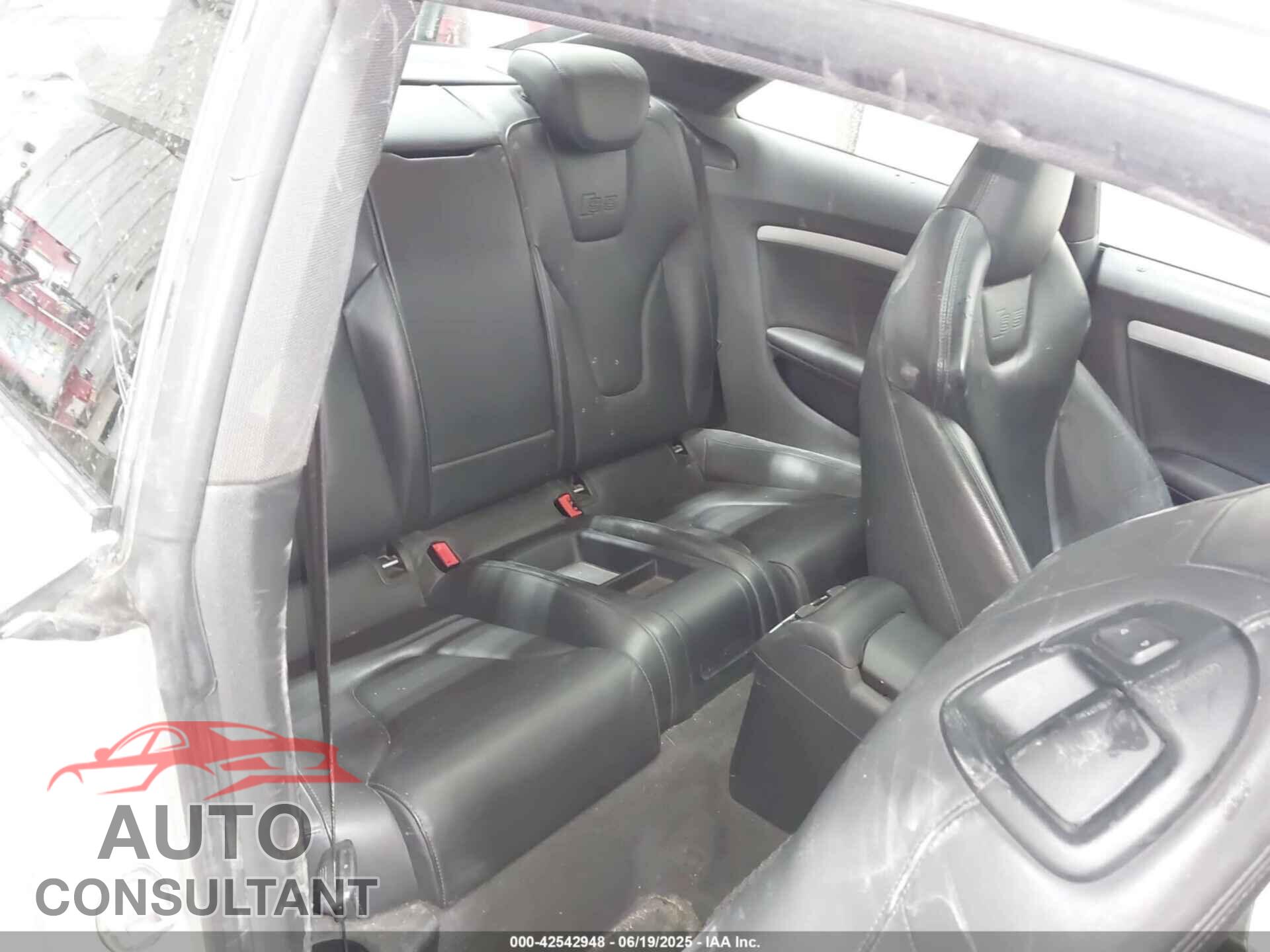AUDI S5 2012 - WAUCVAFR3CA002833