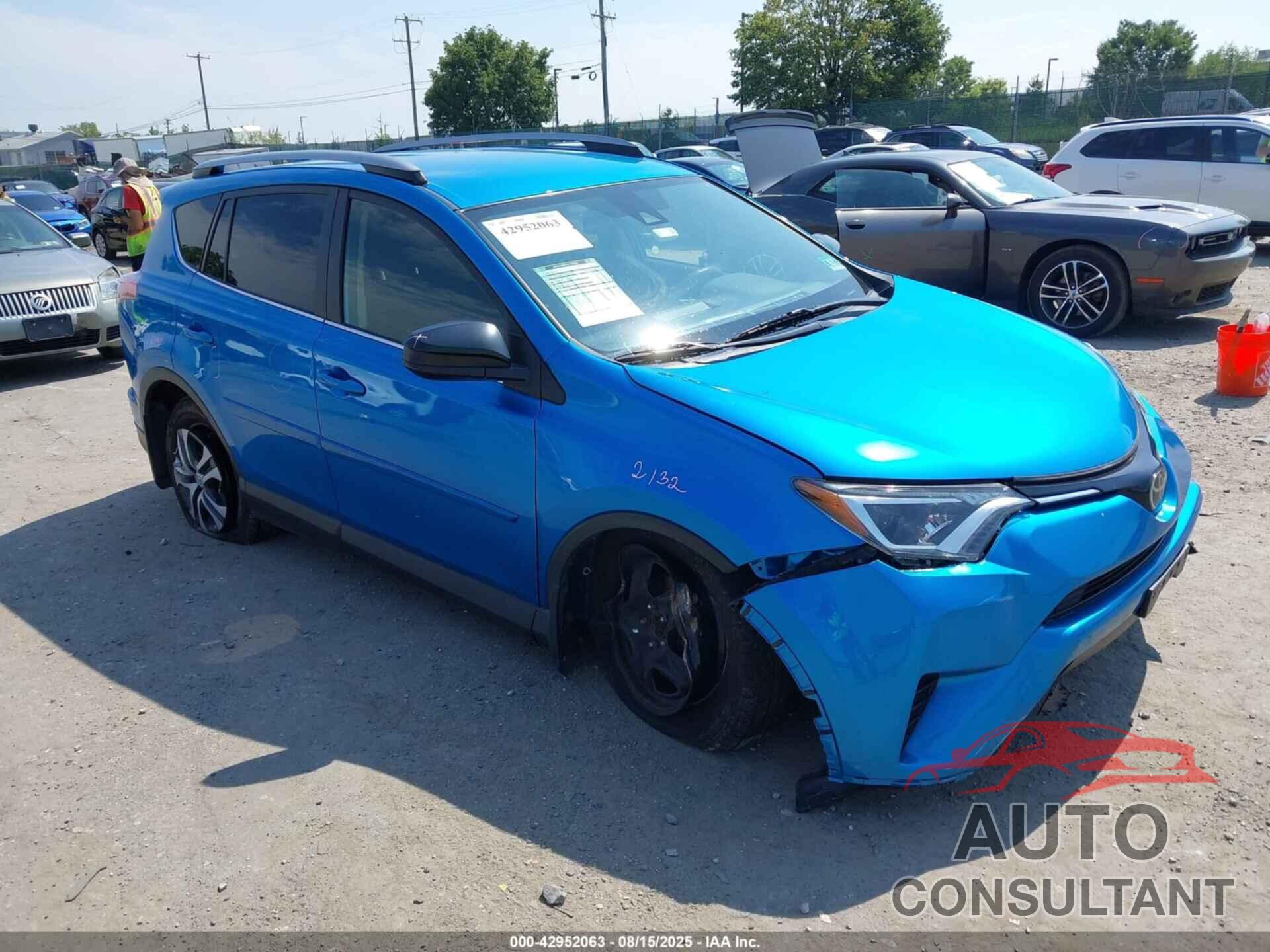 TOYOTA RAV4 2018 - JTMBFREV2JD252813