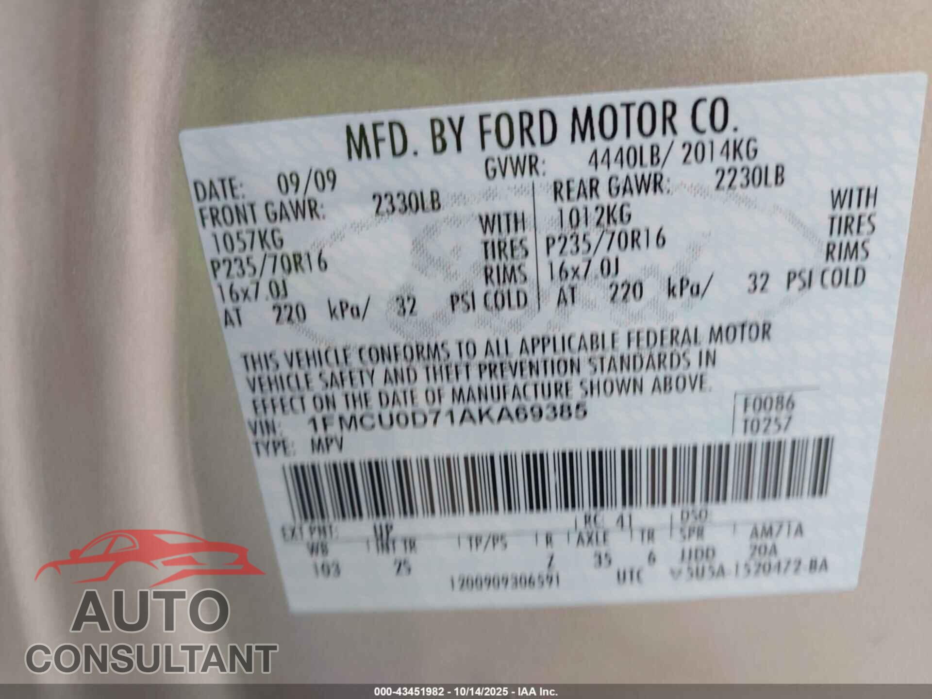 FORD ESCAPE 2010 - 1FMCU0D71AKA69385