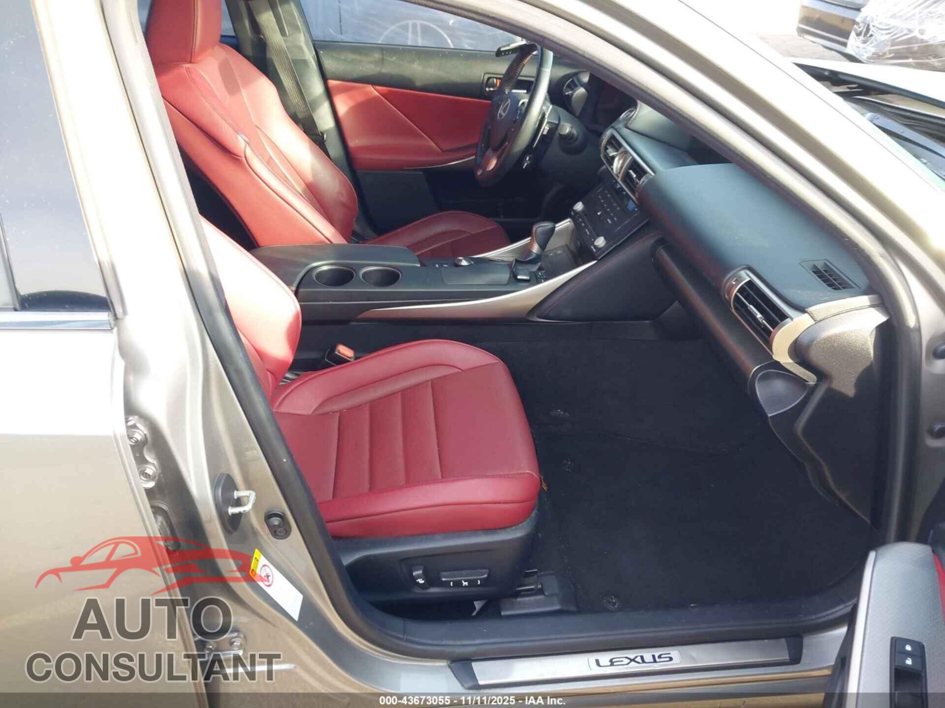 LEXUS IS 350 2015 - JTHBE1D29F5019846