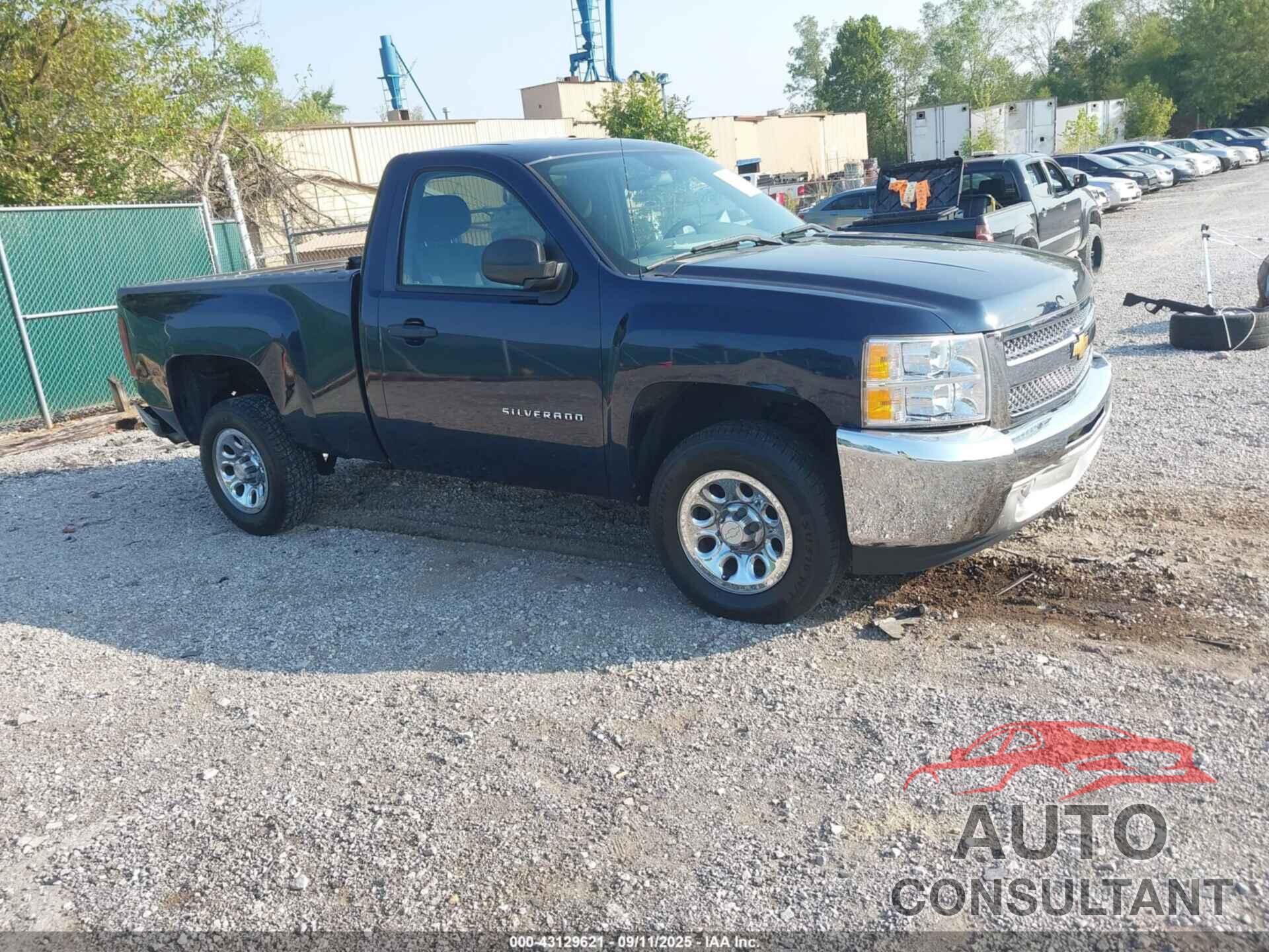 CHEVROLET SILVERADO 1500 2012 - 1GCNCPEX1CZ173375