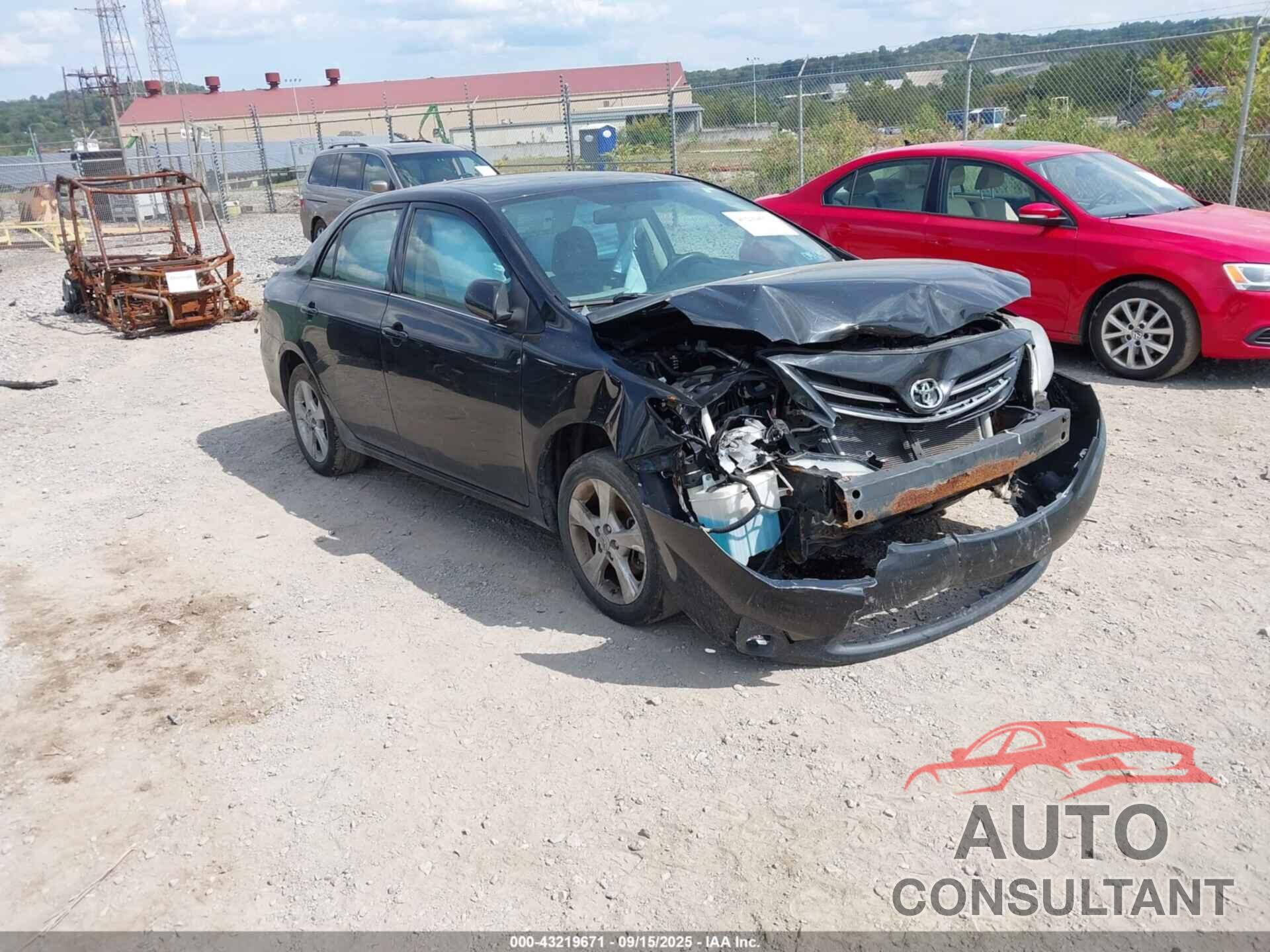 TOYOTA COROLLA 2013 - 2T1BU4EE2DC945326