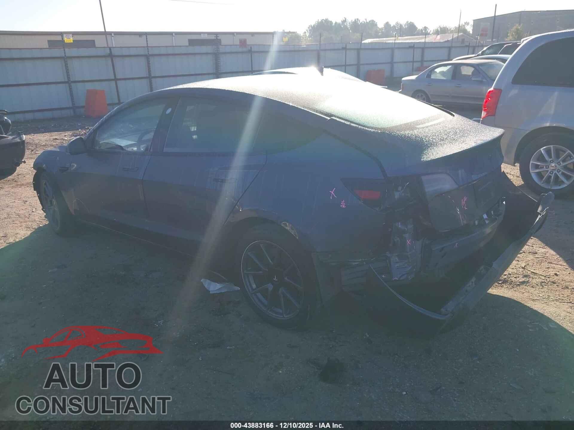 TESLA MODEL 3 2023 - 5YJ3E1EA4PF640892