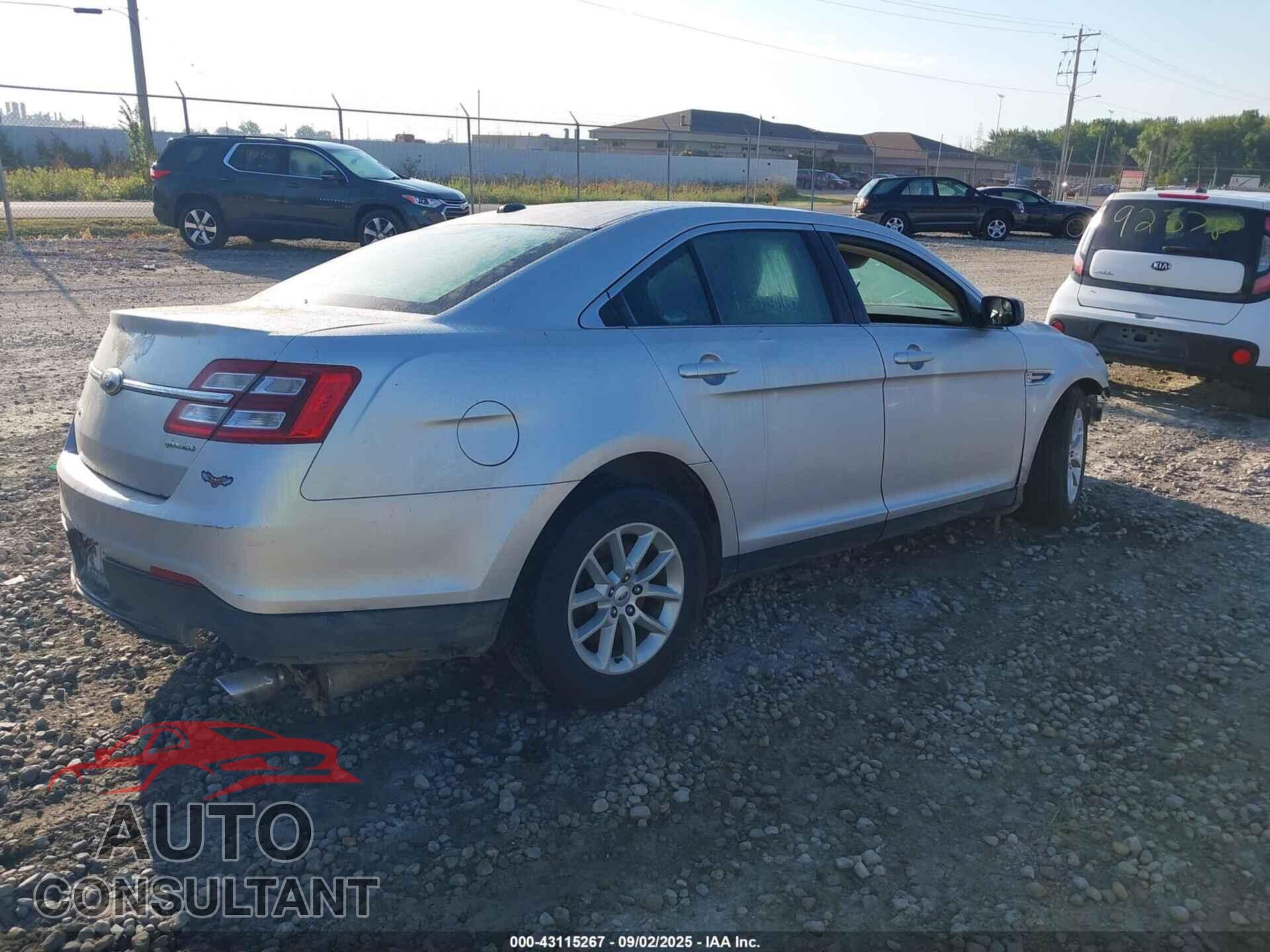 FORD TAURUS 2013 - 1FAHP2D80DG106557