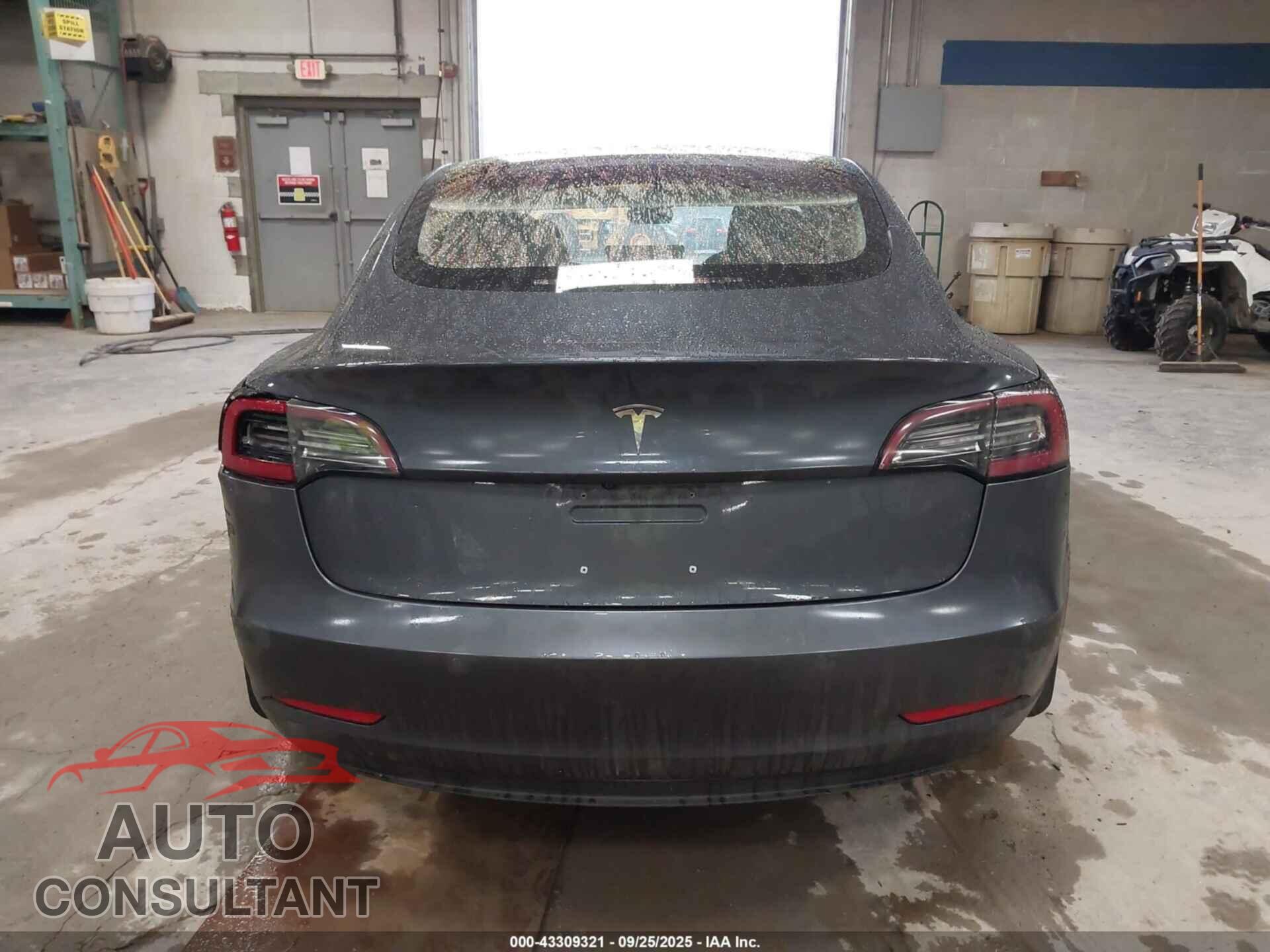 TESLA MODEL 3 2018 - 5YJ3E1EA3JF035592