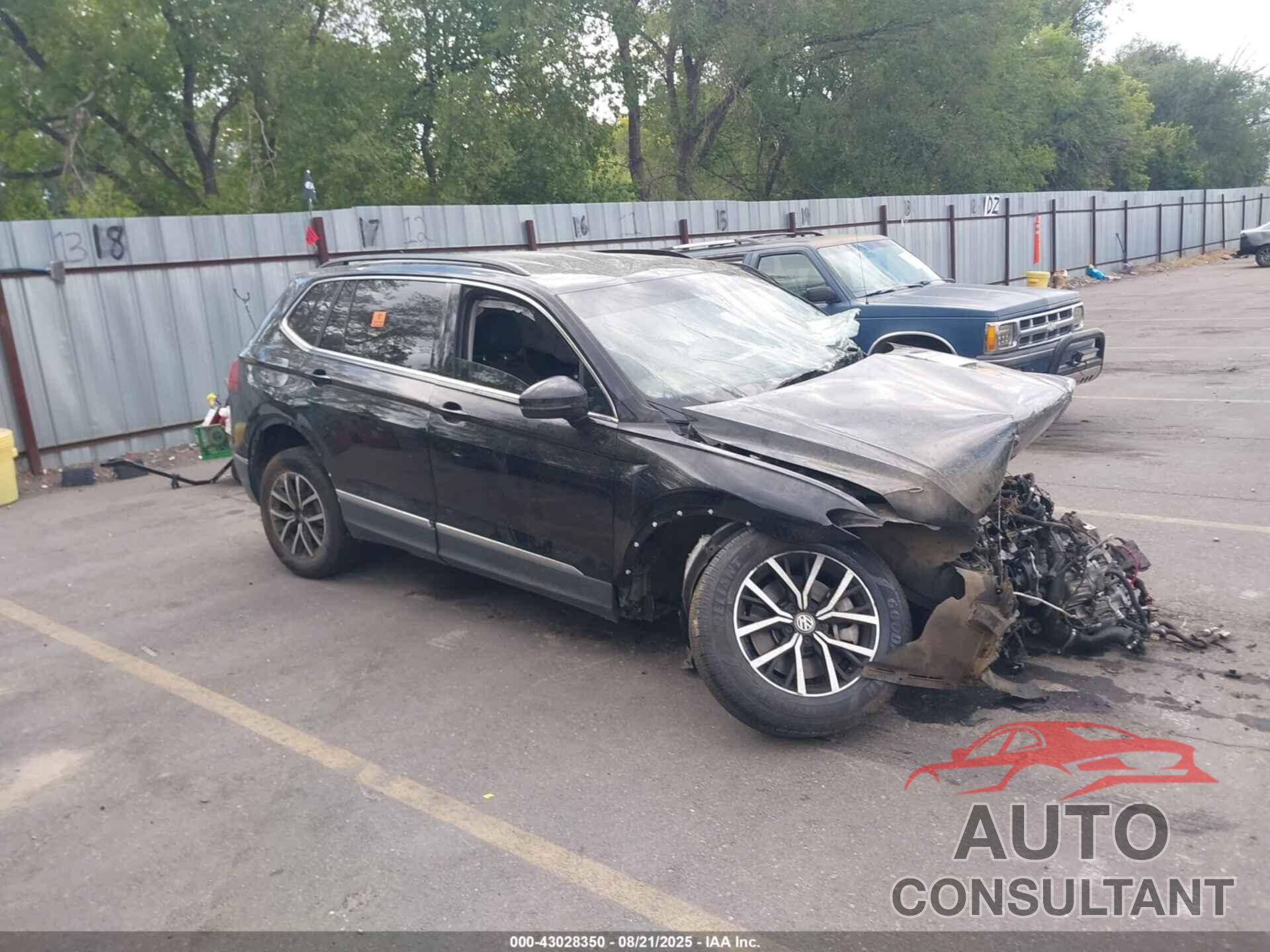 VOLKSWAGEN TIGUAN 2021 - 3VV3B7AX5MM048223