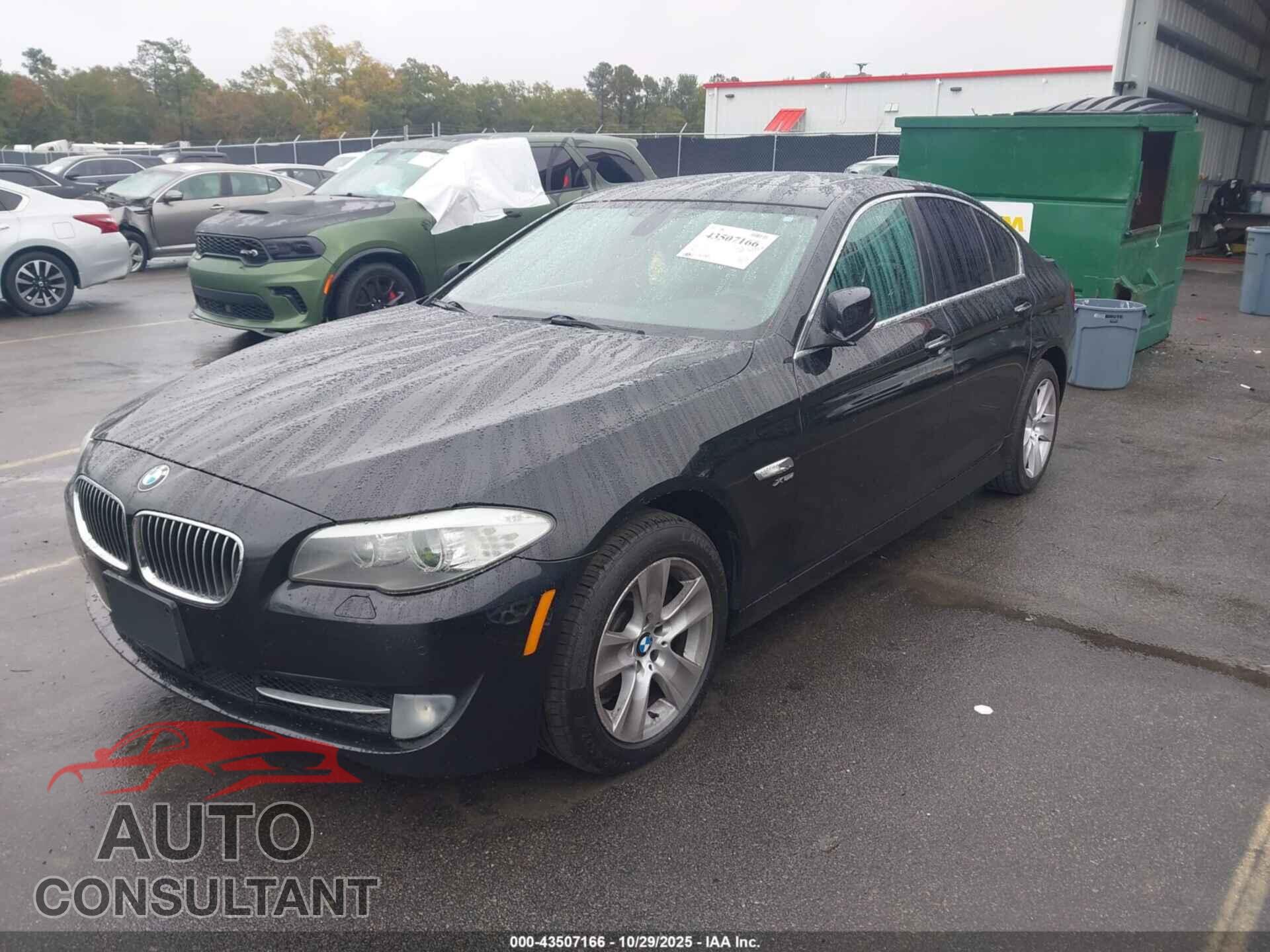 BMW 528I 2012 - WBAXH5C59CDW02868