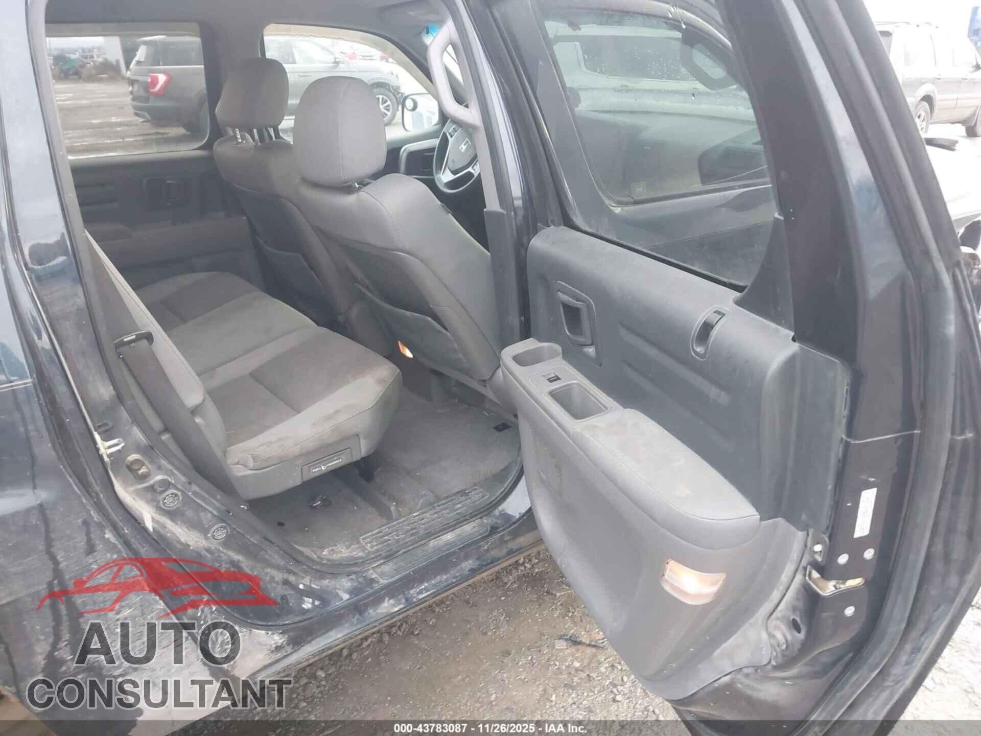 HONDA RIDGELINE 2011 - 5FPYK1F47BB009609