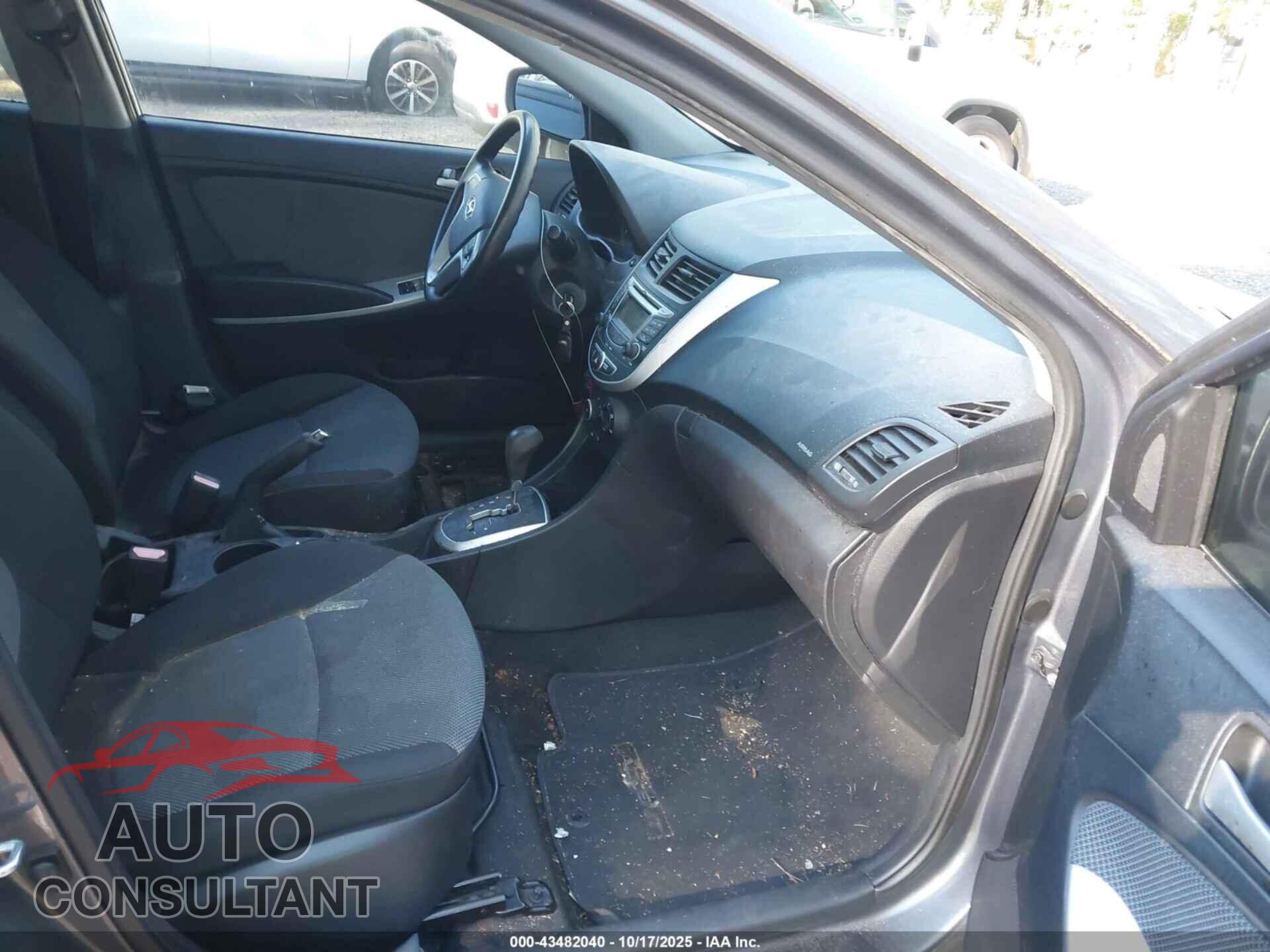 HYUNDAI ACCENT 2013 - KMHCT5AE7DU071752