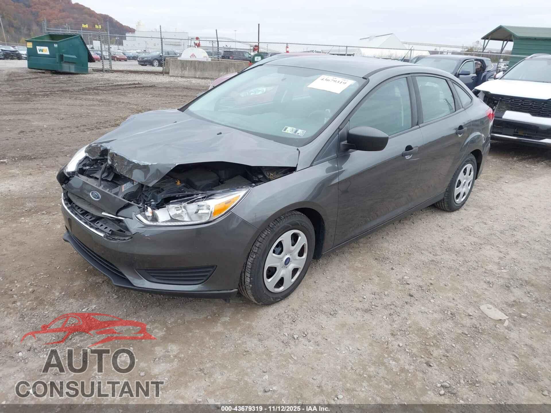 FORD FOCUS 2018 - 1FADP3E28JL239469