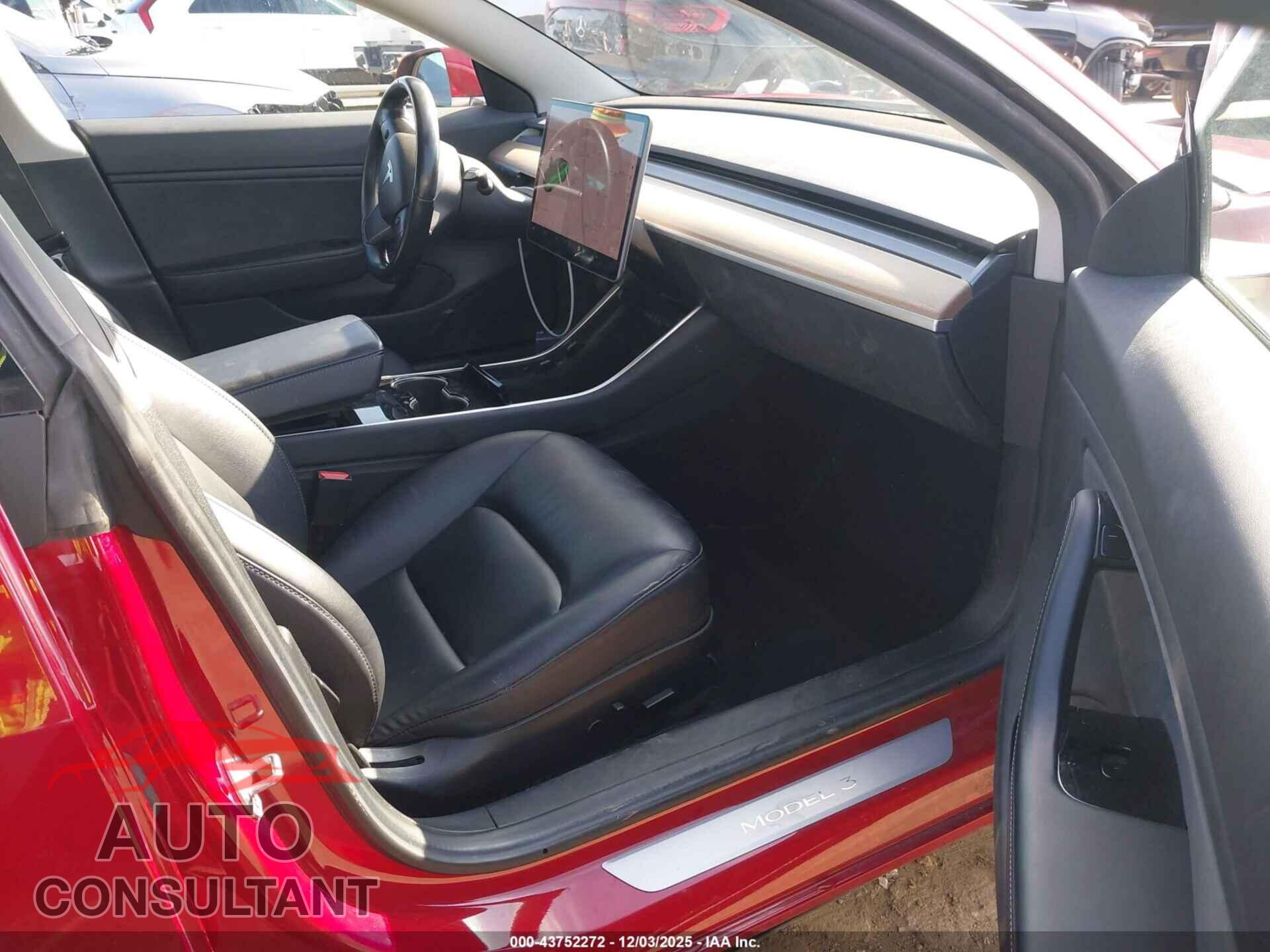 TESLA MODEL 3 2018 - 5YJ3E1EA5JF045962